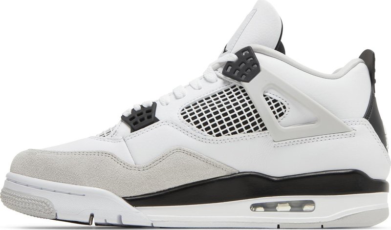 Air Jordan 4 Retro ‘Military Black’ – Box Sneakers