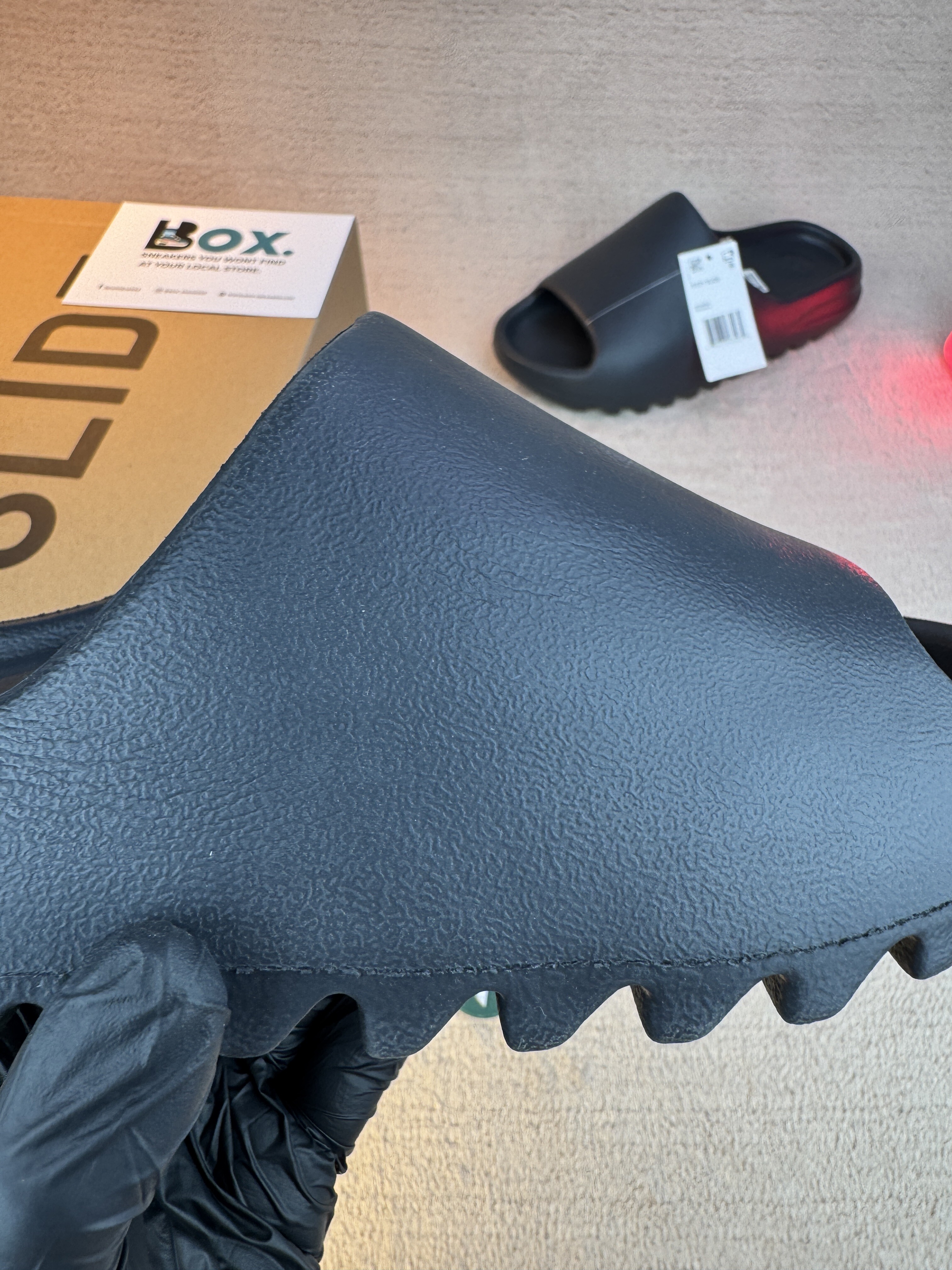 adidas Yeezy Slides ‘Onyx’ - Image 5