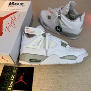 Jordan 4 Retro White Oreo