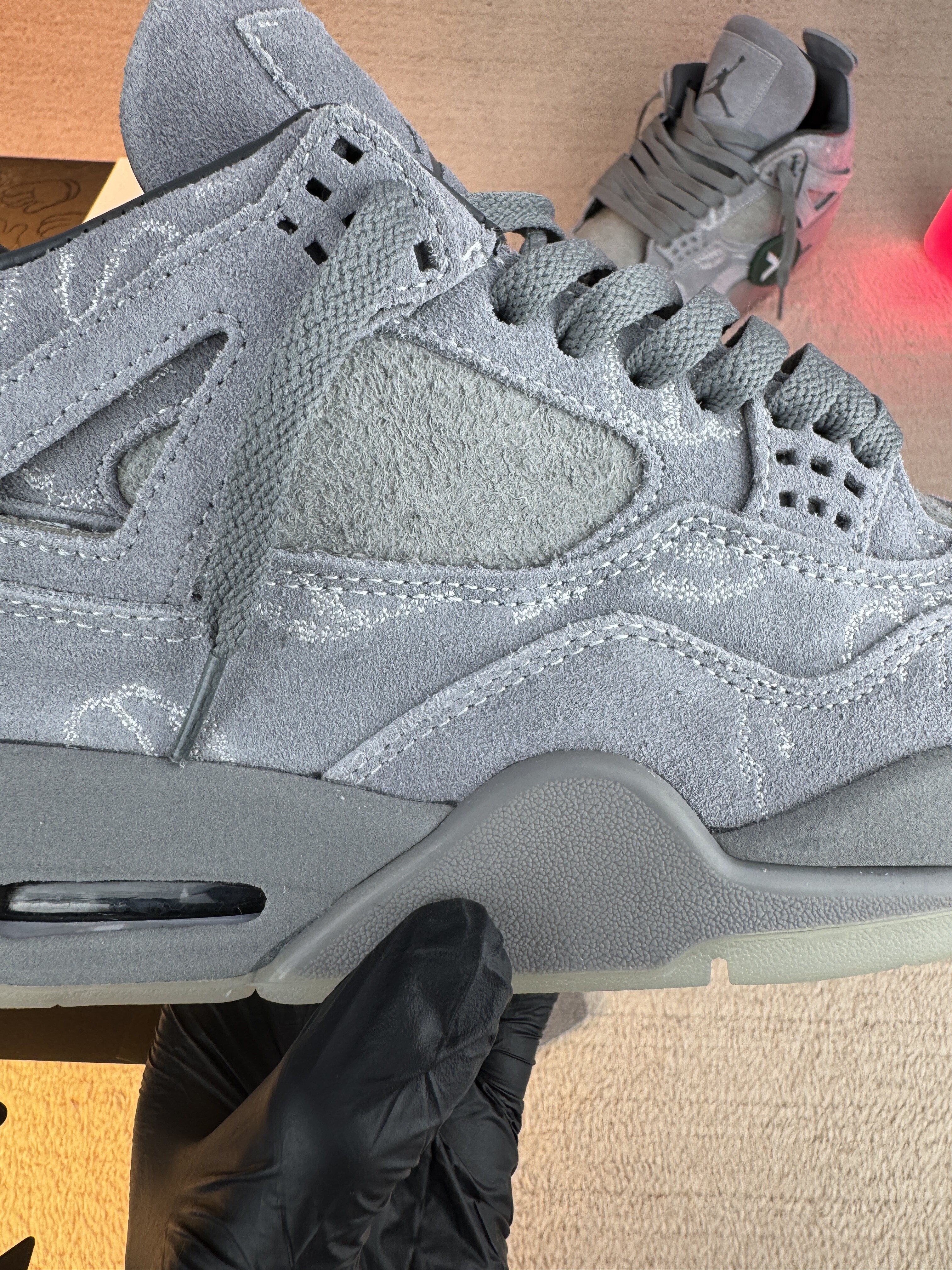 Jordan 4 Retro Kaws - Image 6