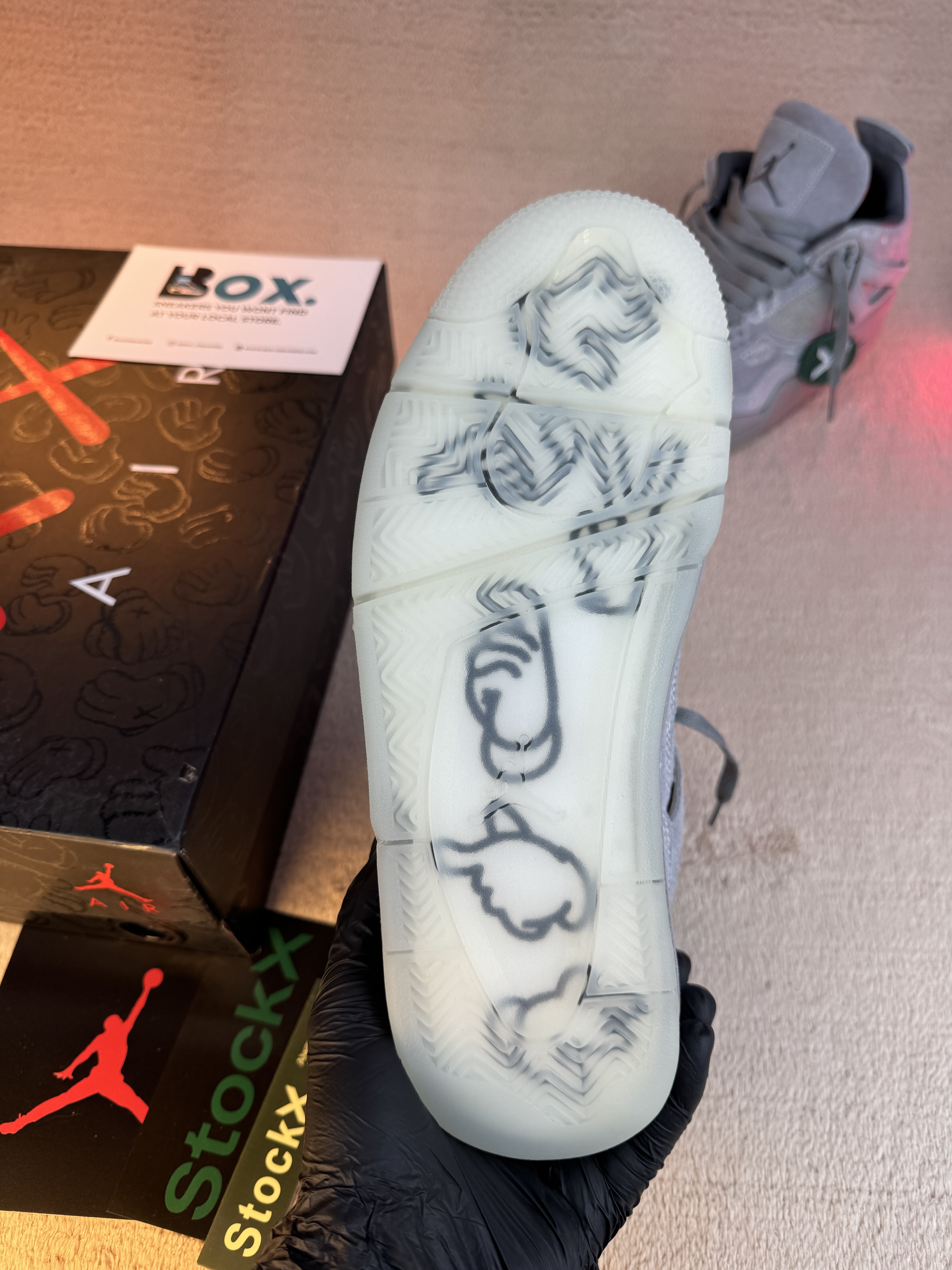 Jordan 4 Retro Kaws - Image 15
