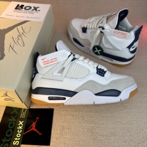 Jordan 4 Retro SB Navy