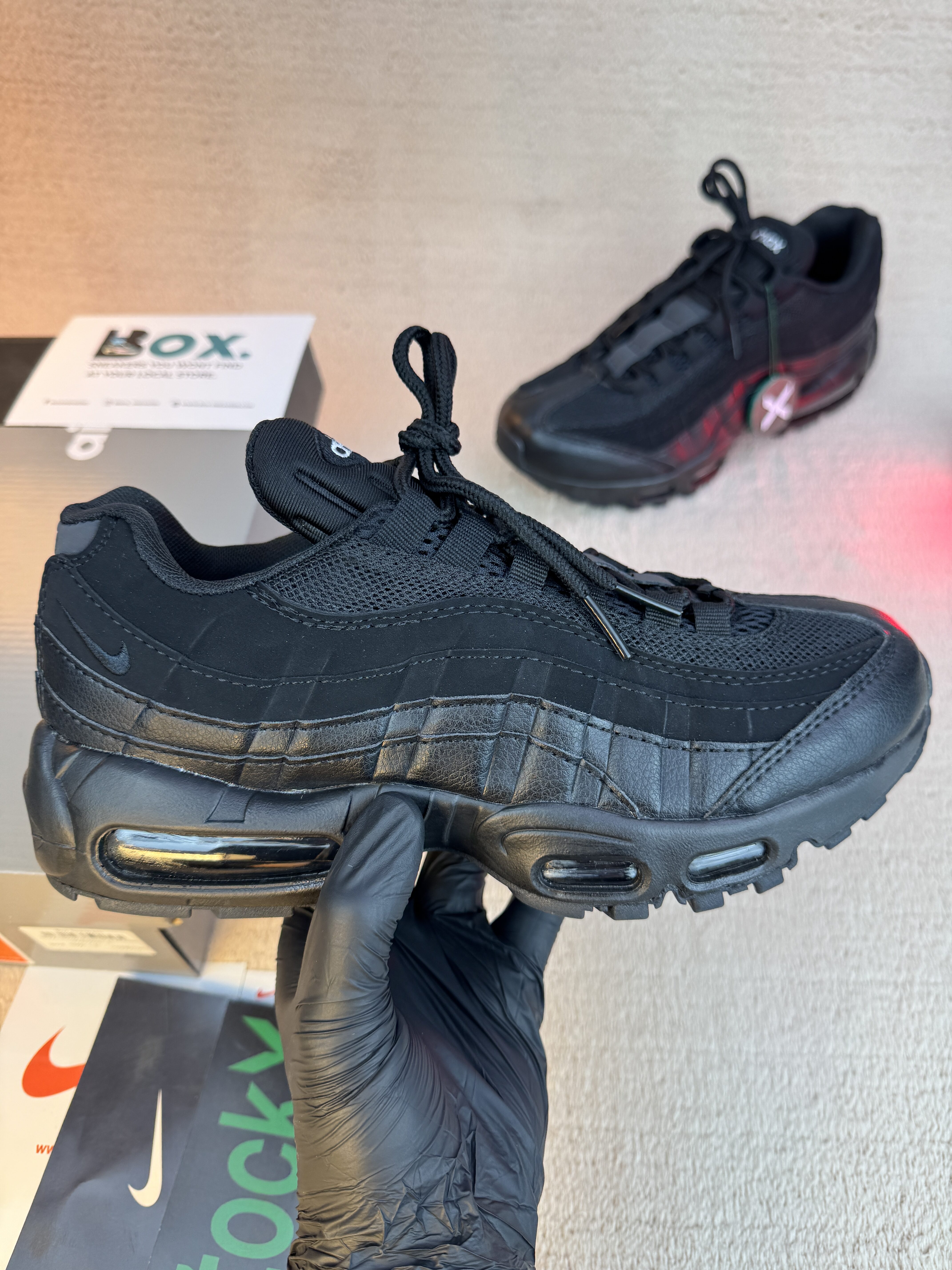 Nike Air Max 95 Essential Triple Black - Image 3