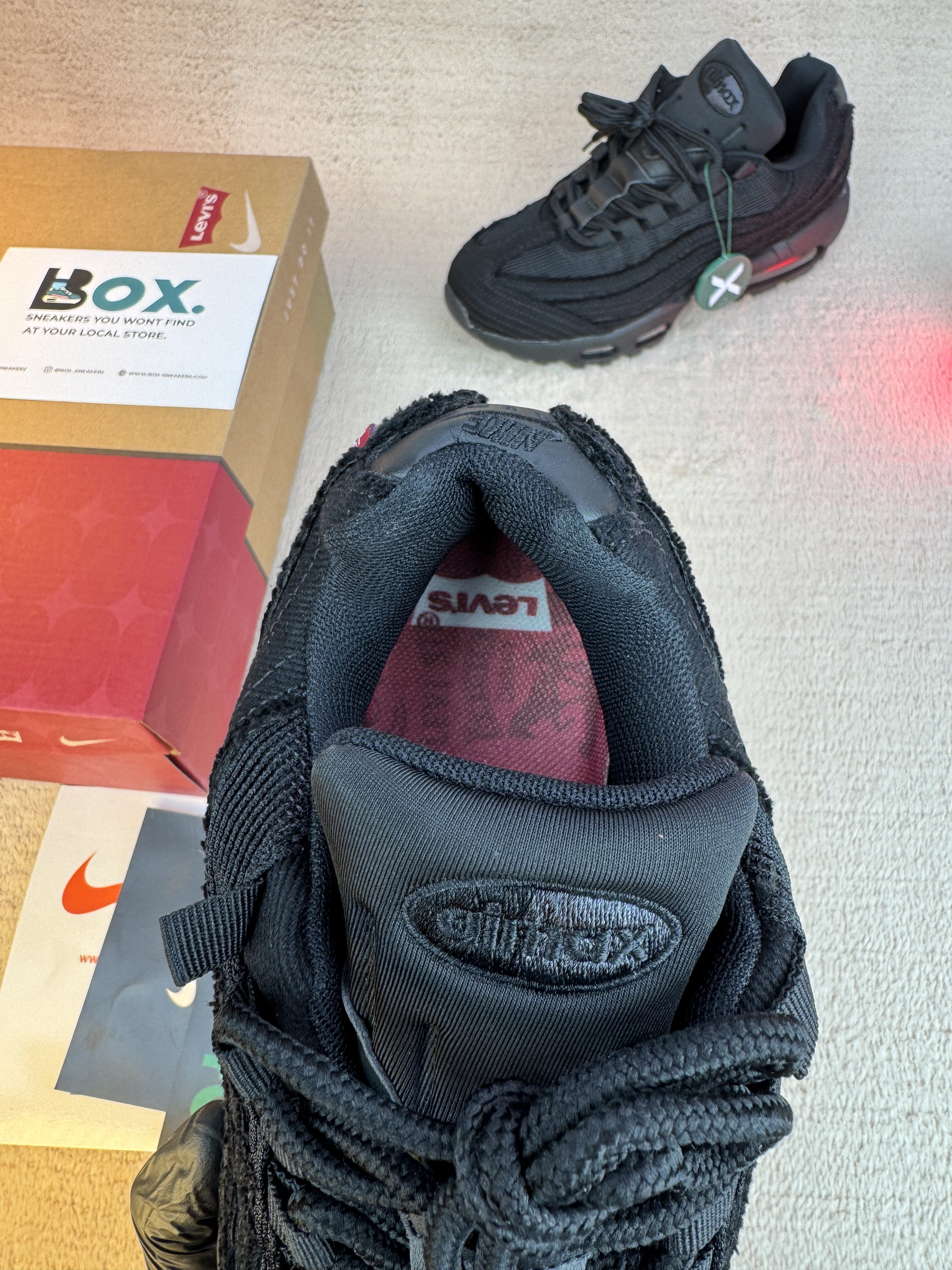 Nike Air Max 95 OG Levis Black - Image 9