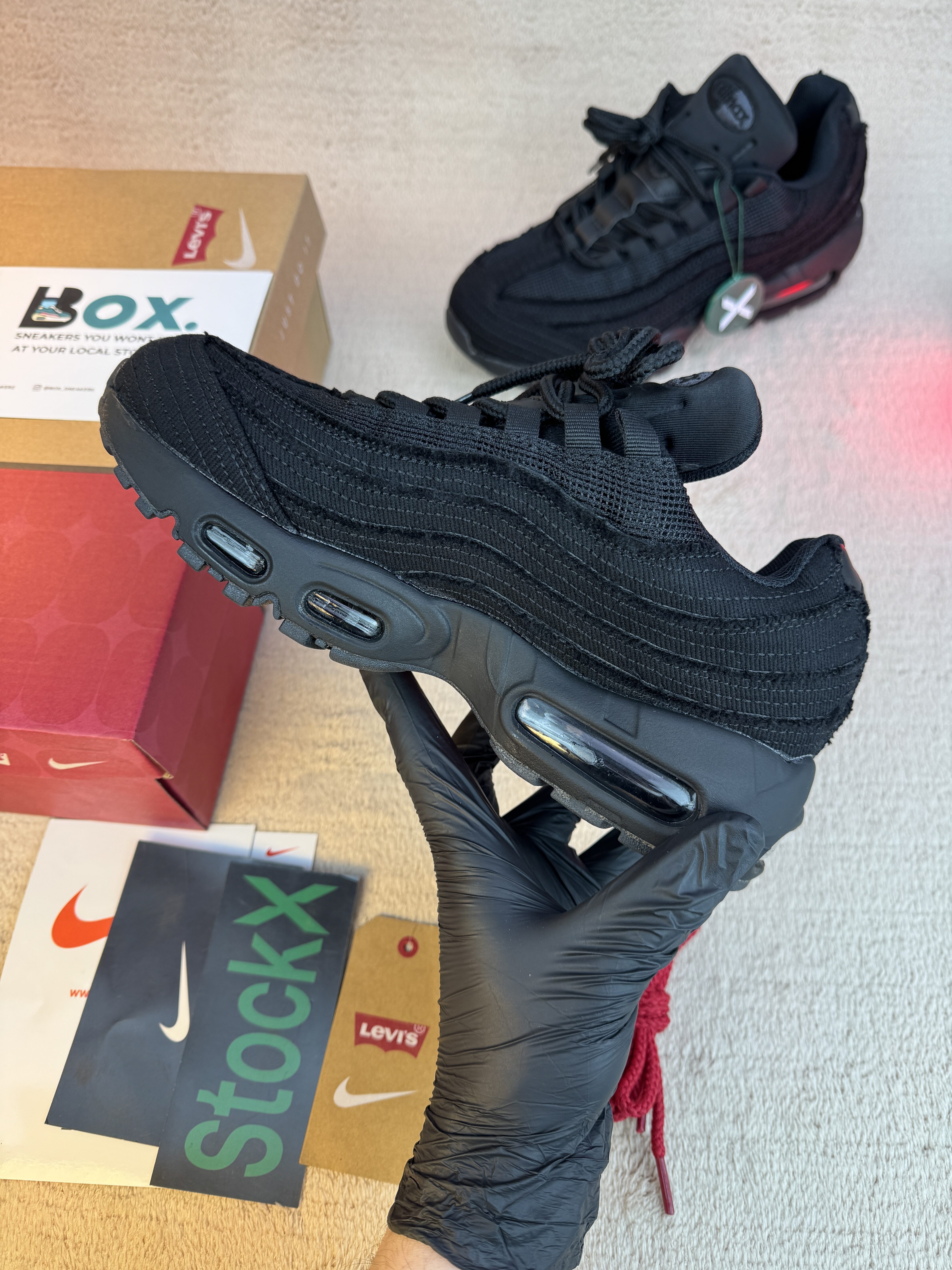 Nike Air Max 95 OG Levis Black - Image 12