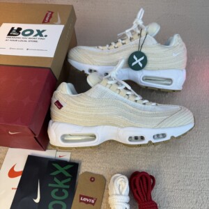 Nike Air Max 95 OG Levis Light Orewood Brown