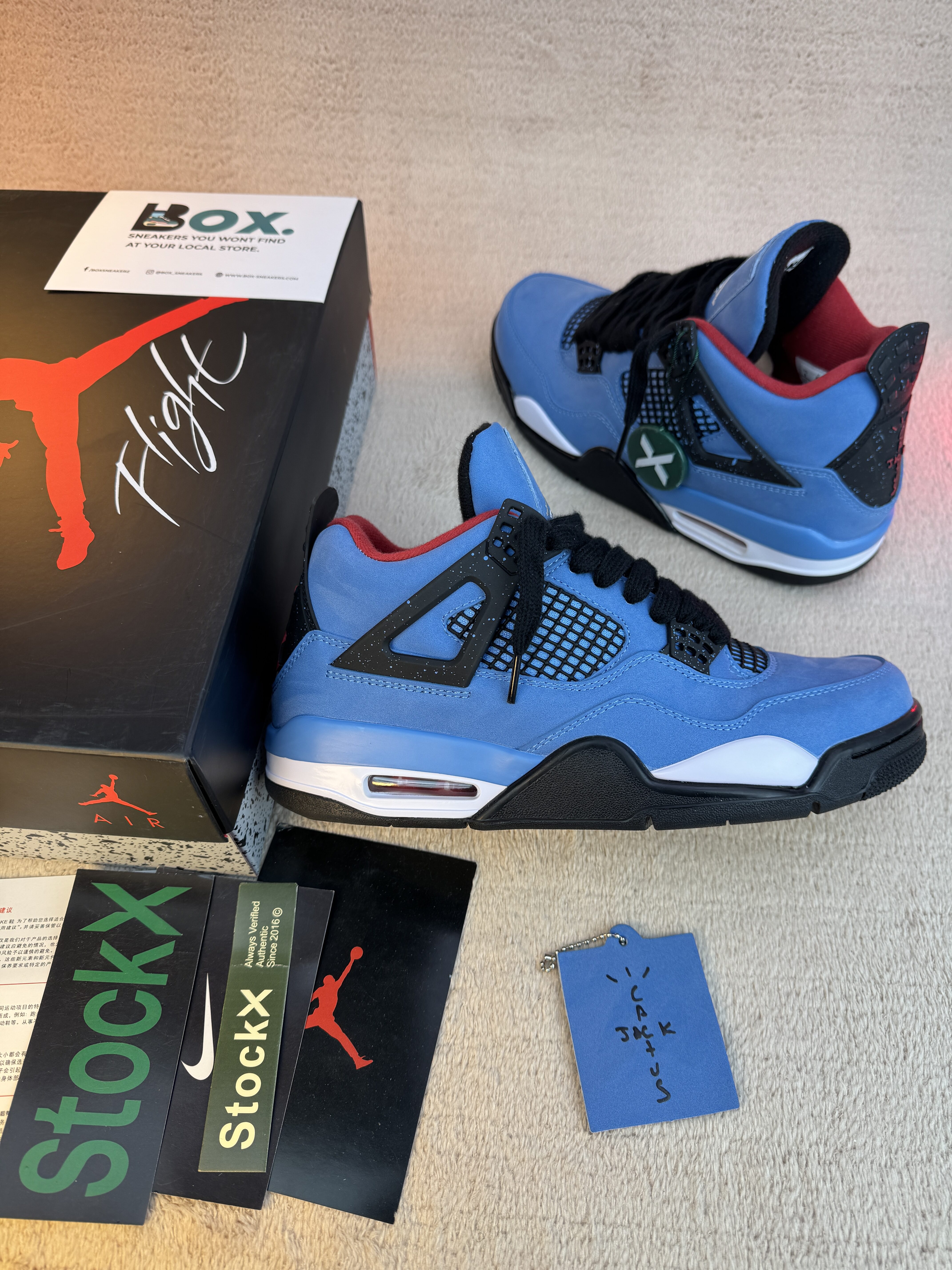 Jordan 4 RetroTravis Scott Cactus Jack - Image 2