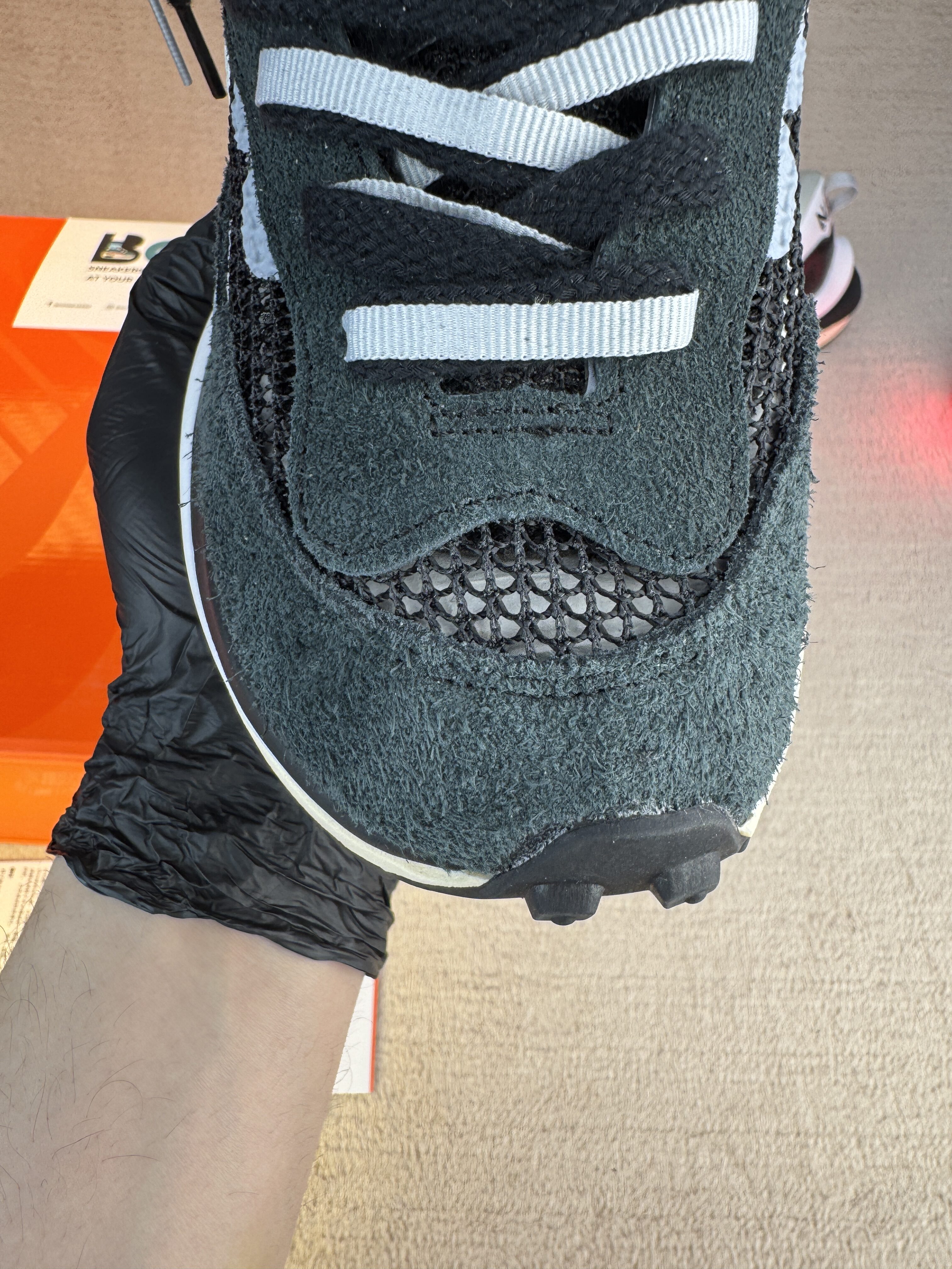 Nike Vaporwaffle sacai Black White - Image 7
