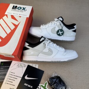 Nike Dunk Low Supersonic