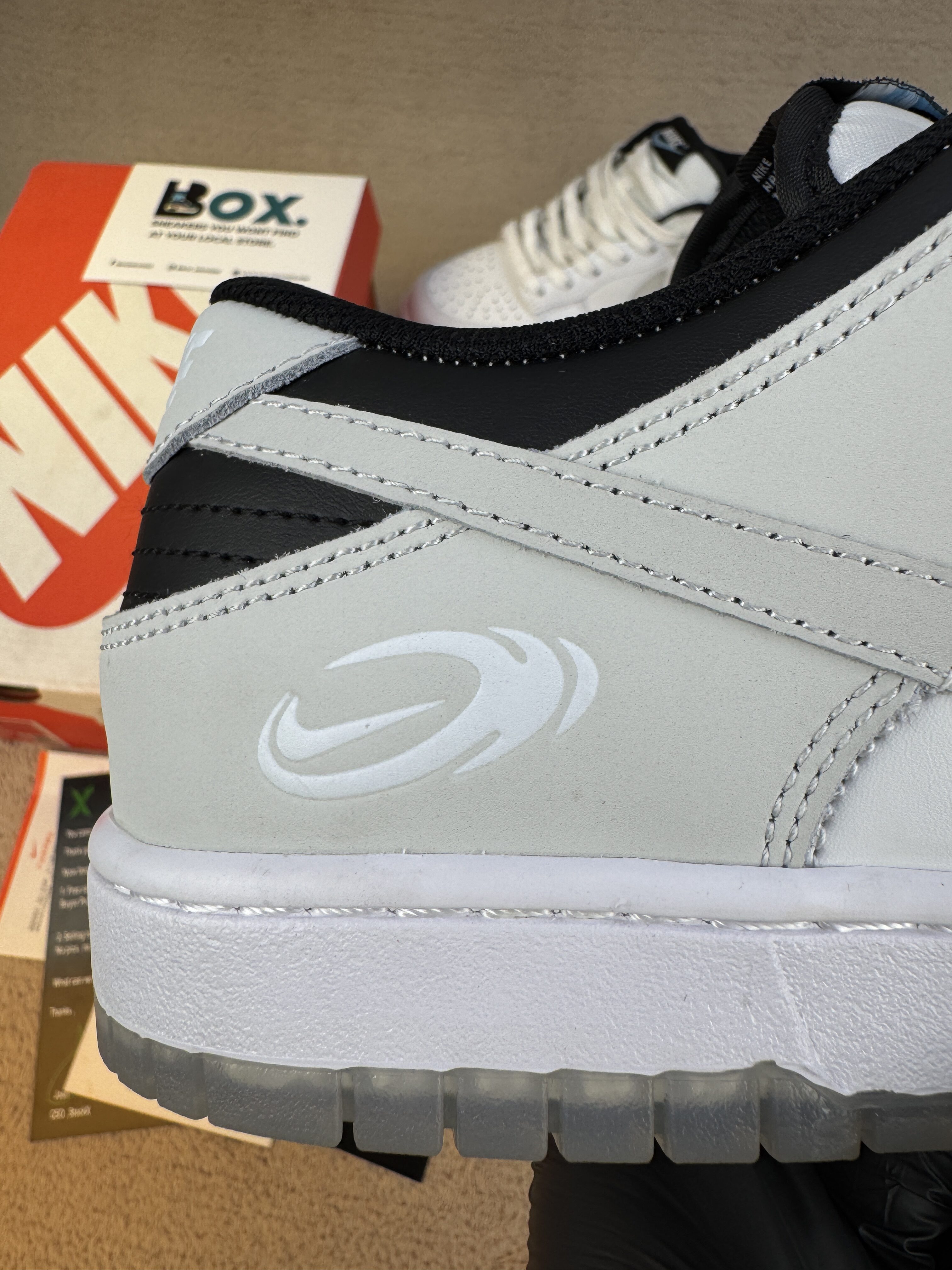 Nike Dunk Low Supersonic - Image 4