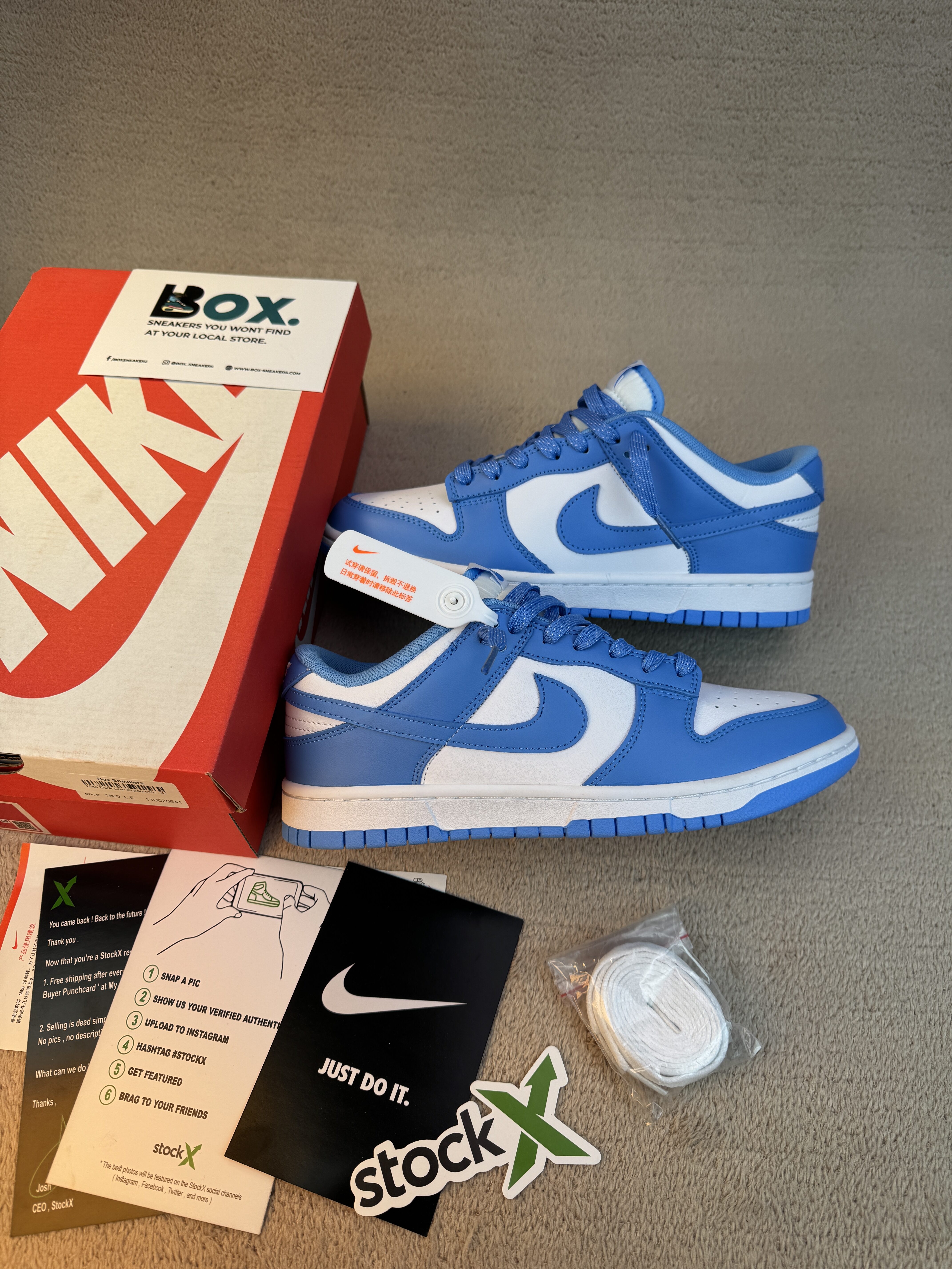 NIKE Dunk Low 'University Blue' - Image 2