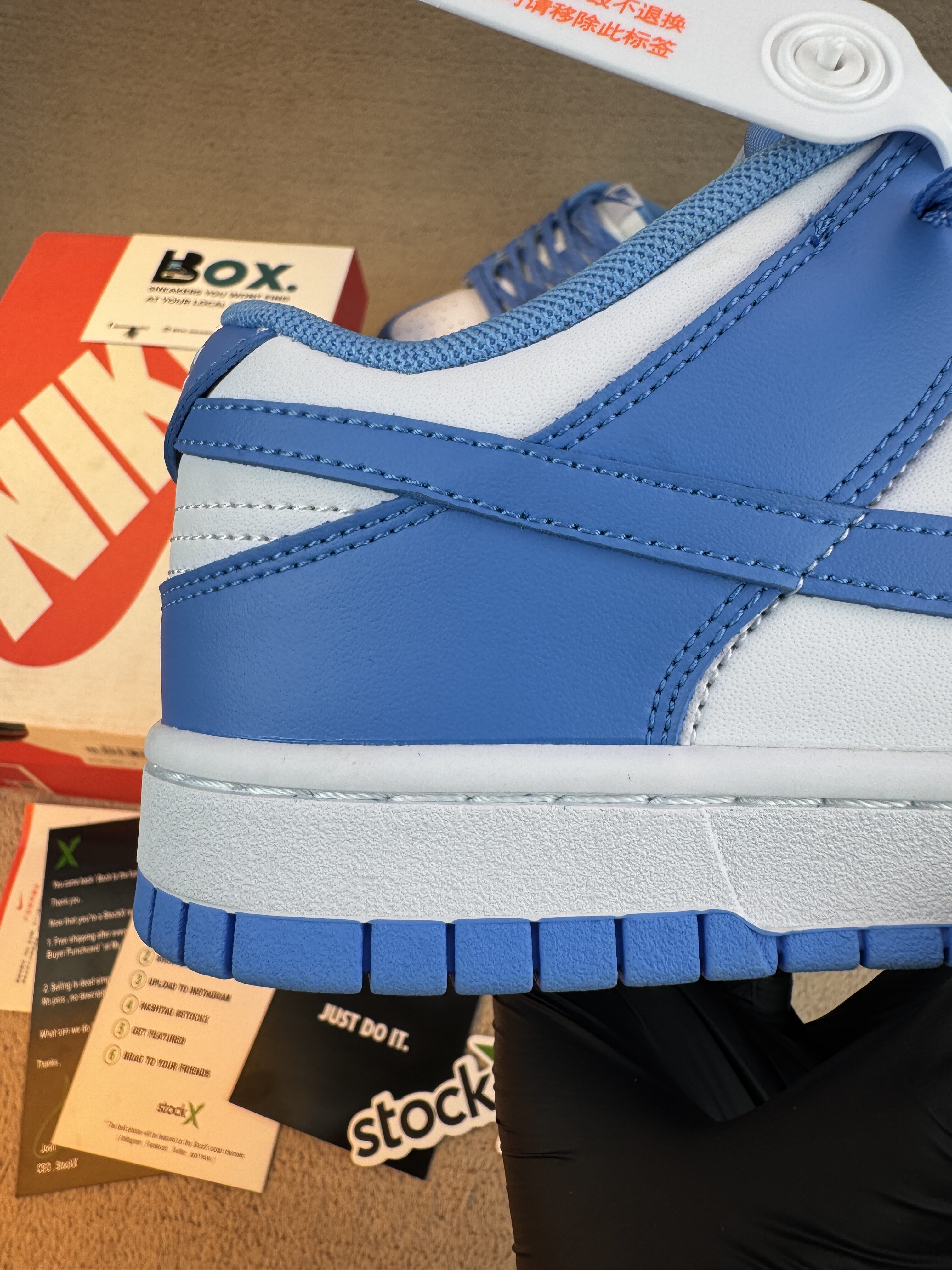 NIKE Dunk Low 'University Blue' - Image 4