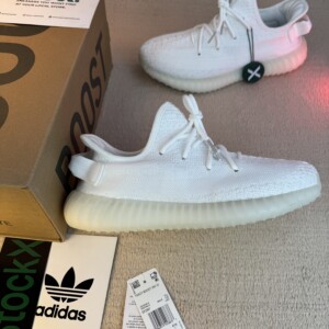 adidas Yeezy Boost 350 v2 "Triple White"