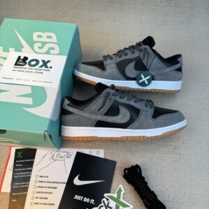 Nike SB Dunk Low Dark Grey Black Gum