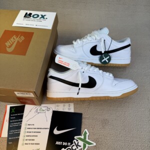 Nike SB Dunk Low SB 'White Gum'