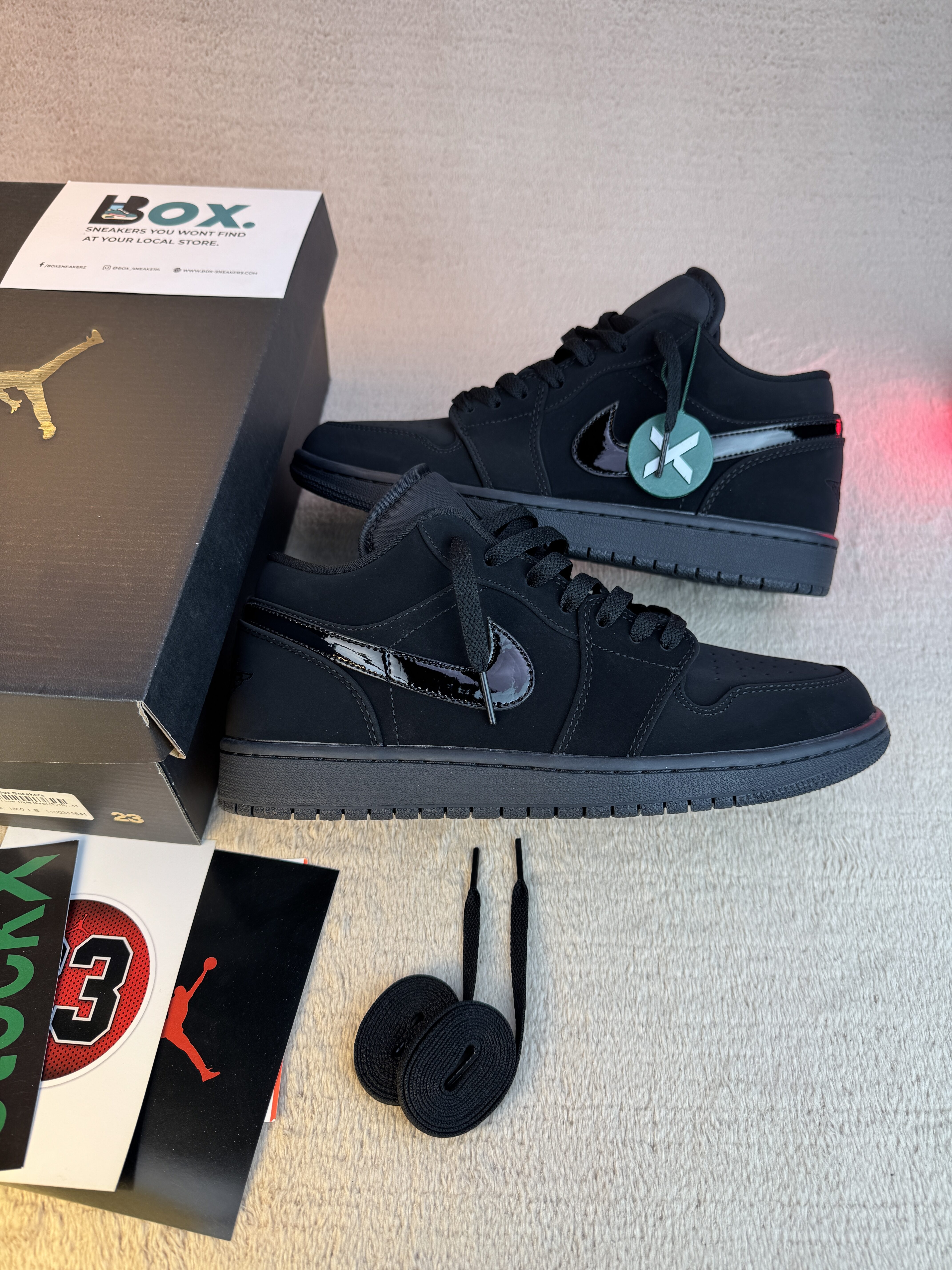 Jordan 1 Low Triple Black - Image 2
