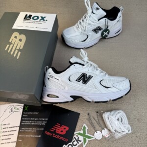 New Balance 530 White Black Details