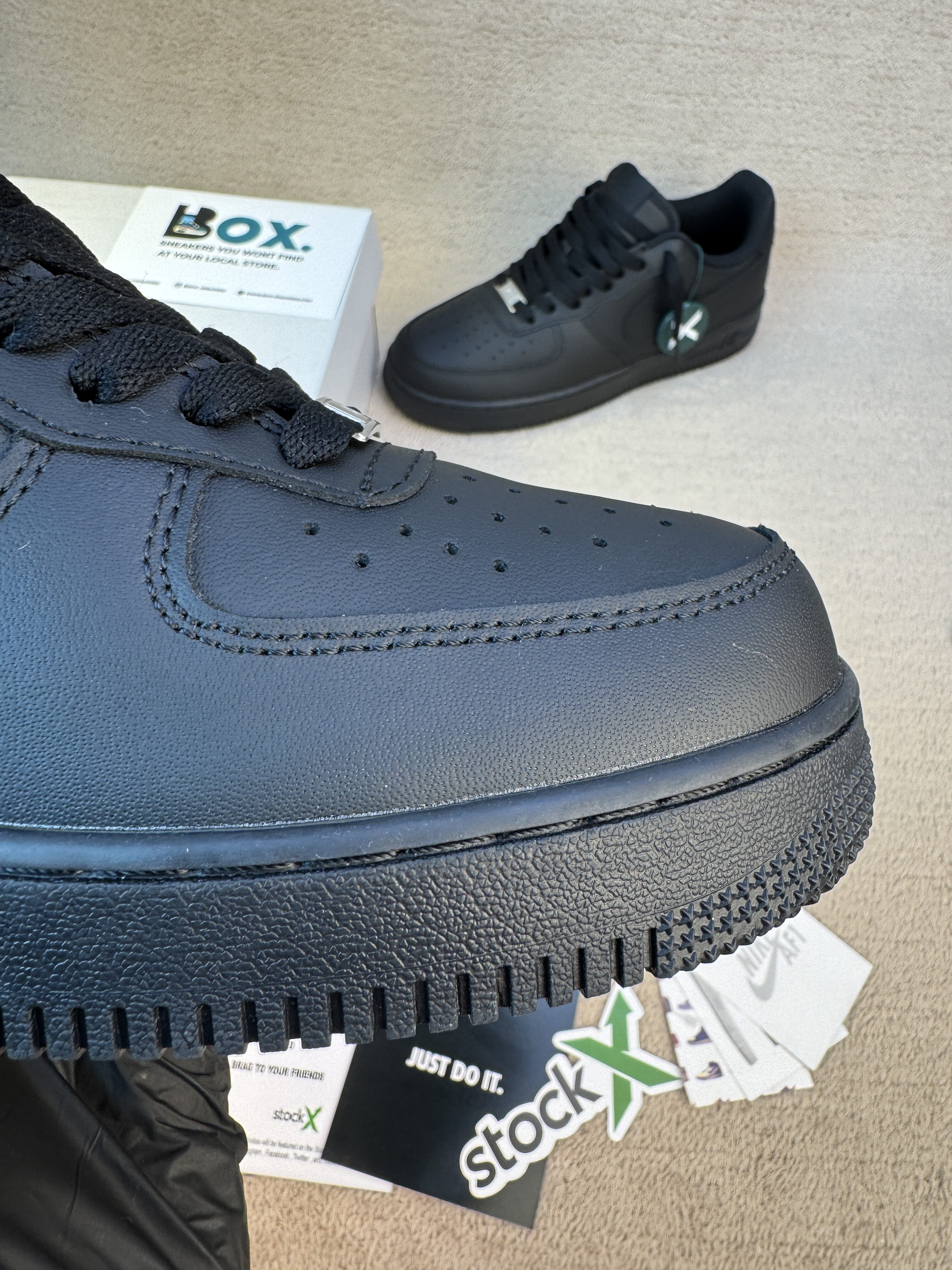 Nike Air Force 1 Low '07Black premium leather - Image 6
