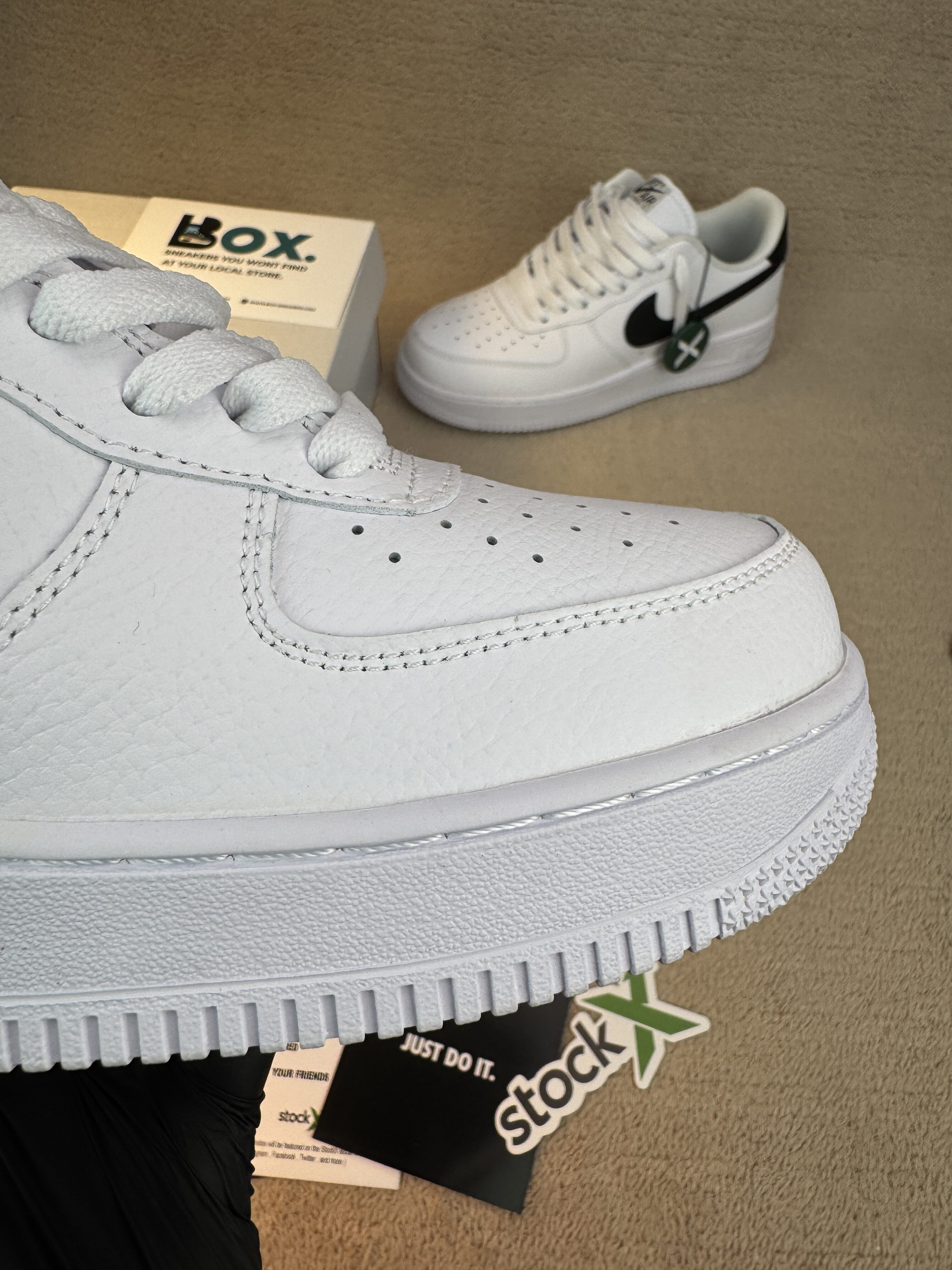 Nike Air Force 1 Low '07 White Black Pebbled Leather - Image 6