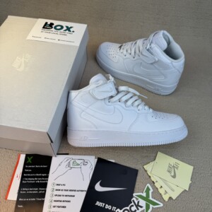 Nike Air Force 1 Mid '07 White
