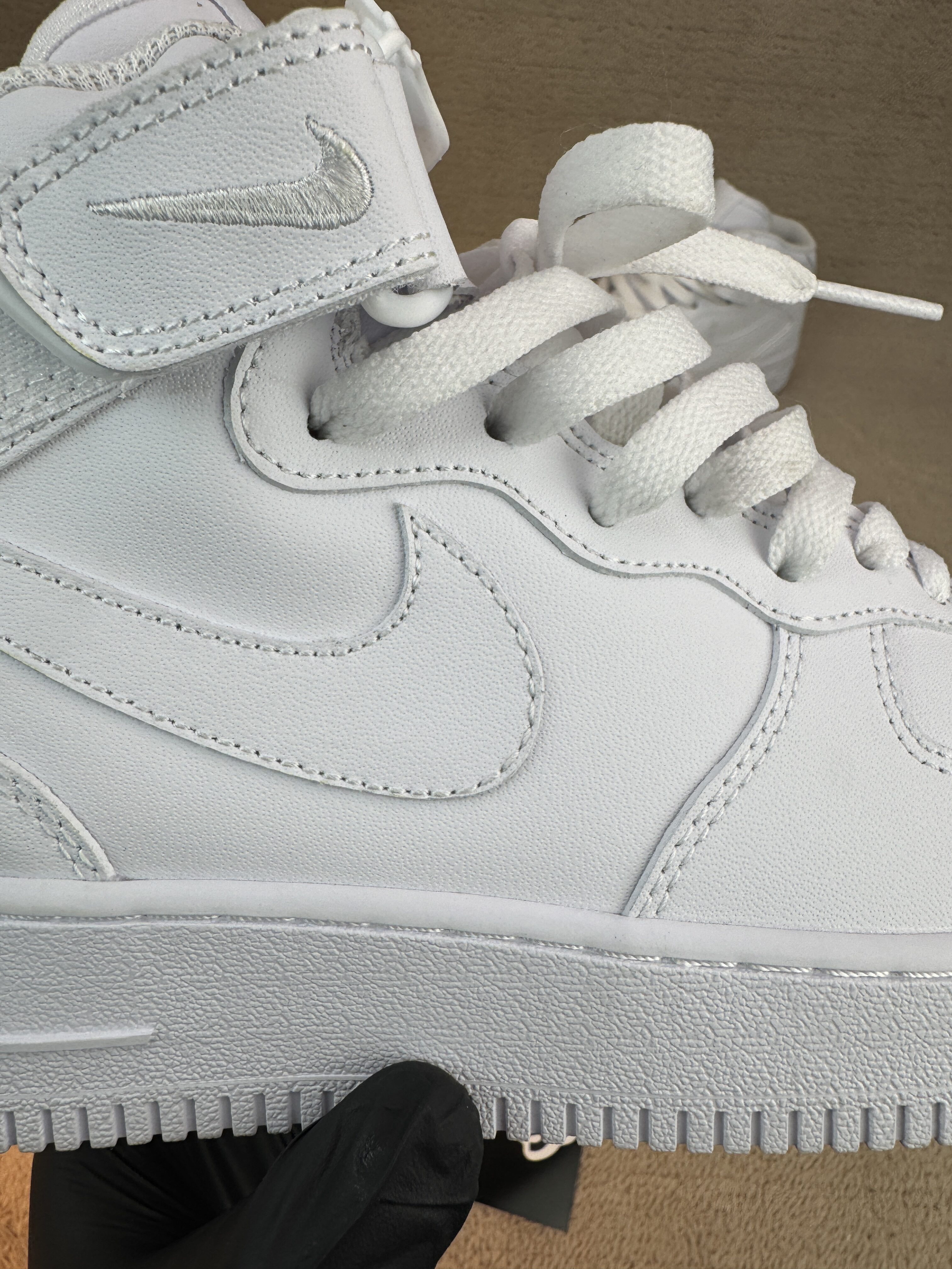 Nike Air Force 1 Mid '07 White - Image 4