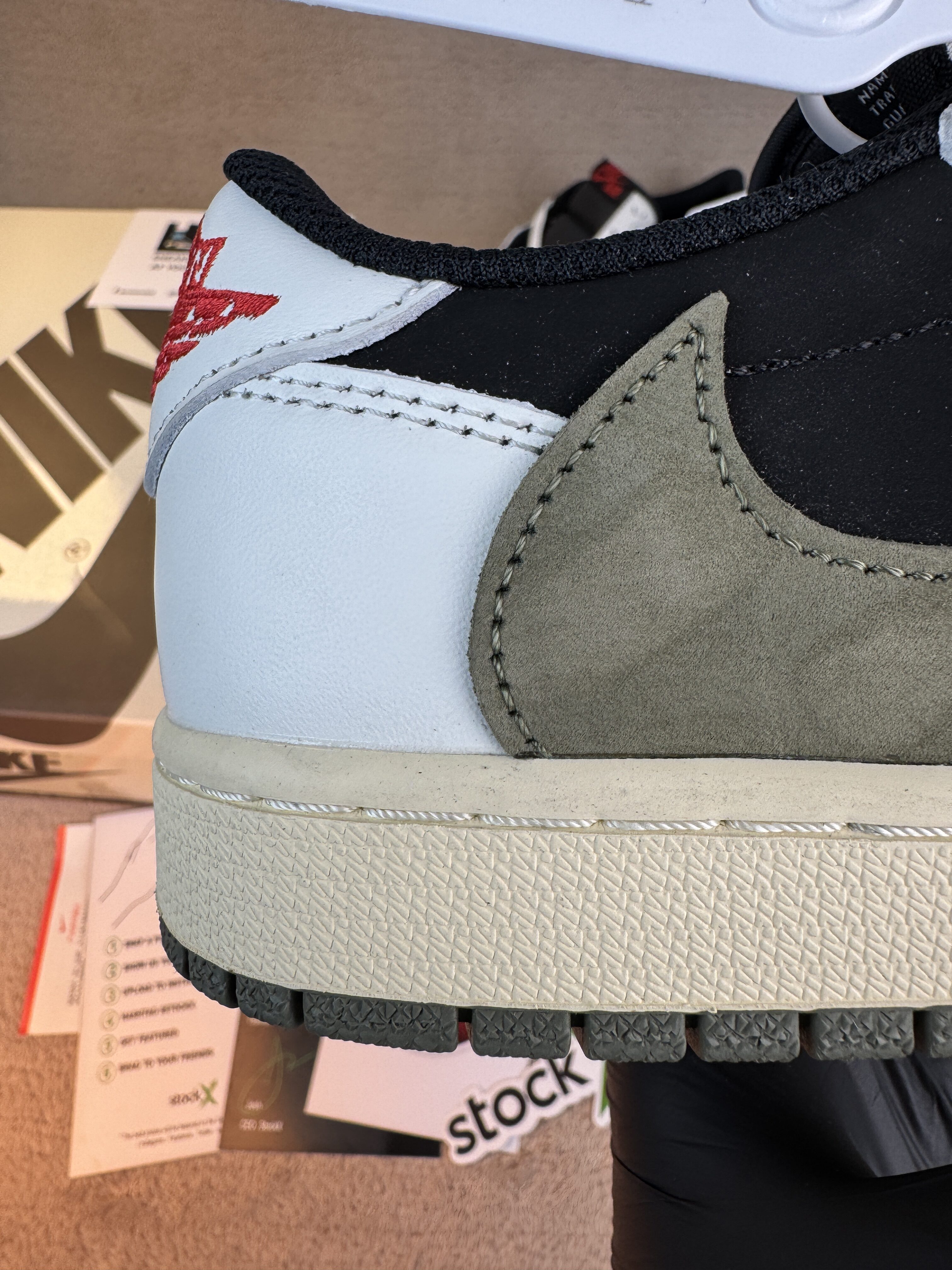 Jordan 1 Retro Low OG SP Travis Scott Olive - Image 4