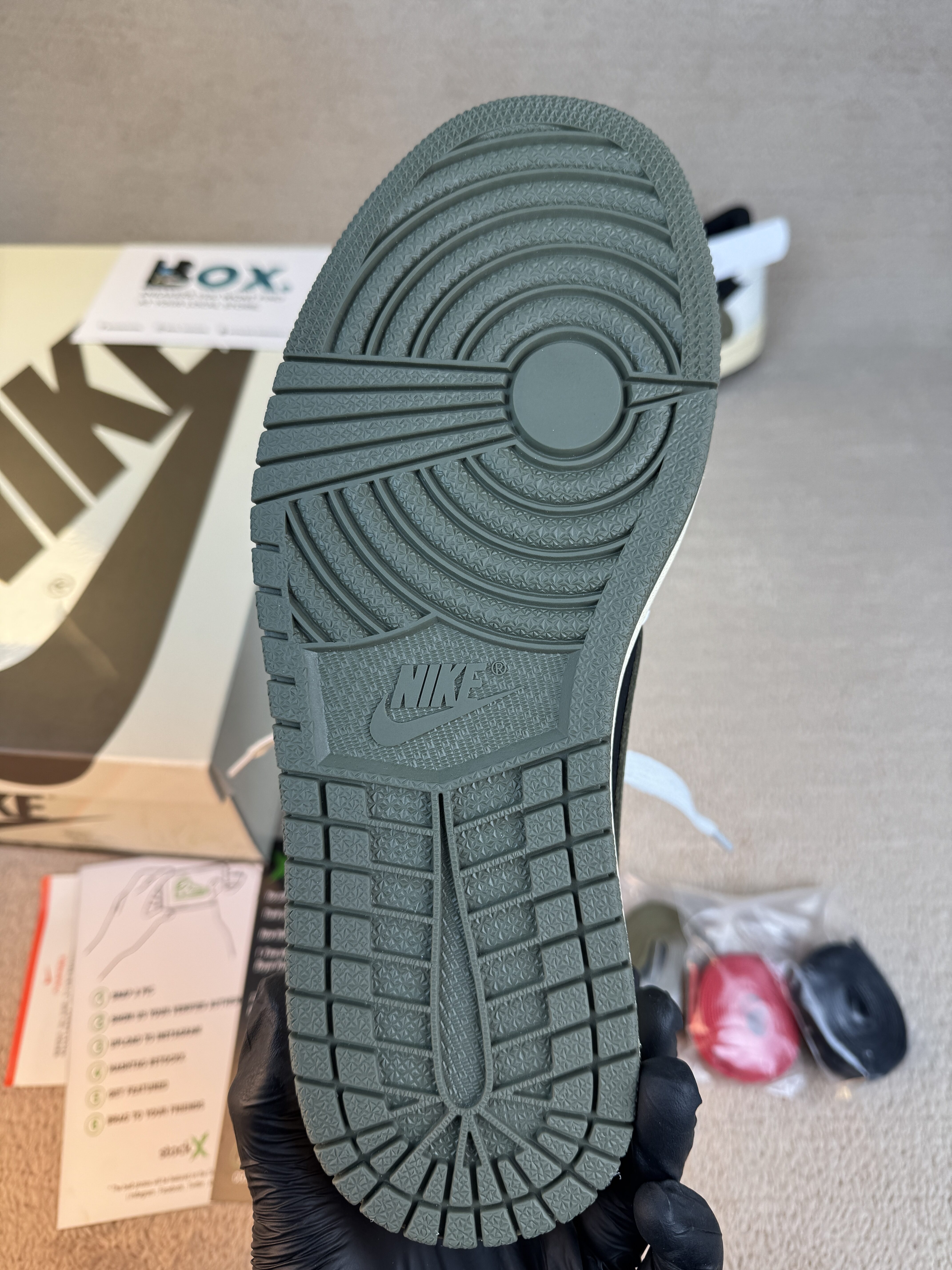 Jordan 1 Retro Low OG SP Travis Scott Olive - Image 13