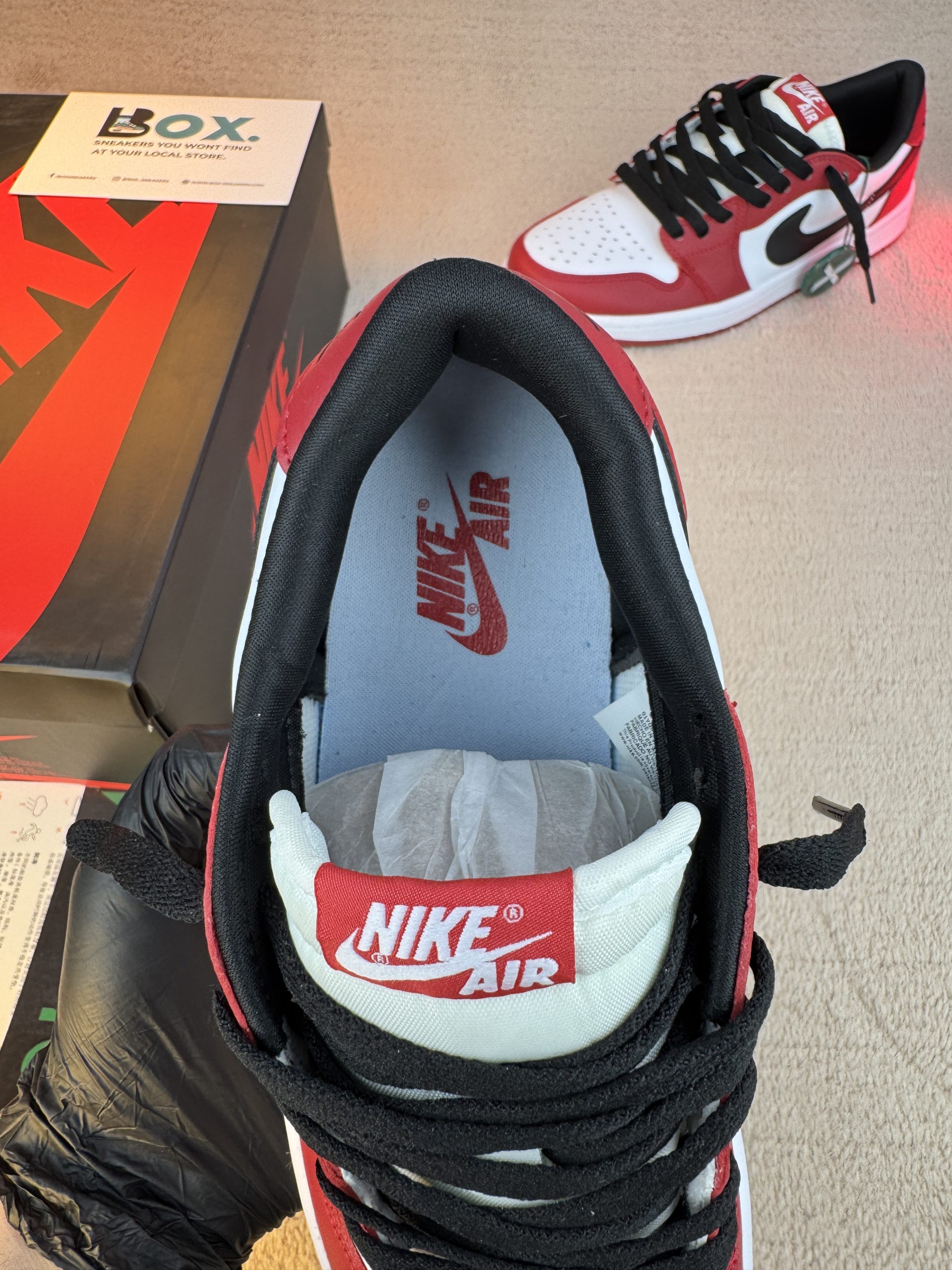 Jordan 1 Retro Low OG Chicago - Image 9