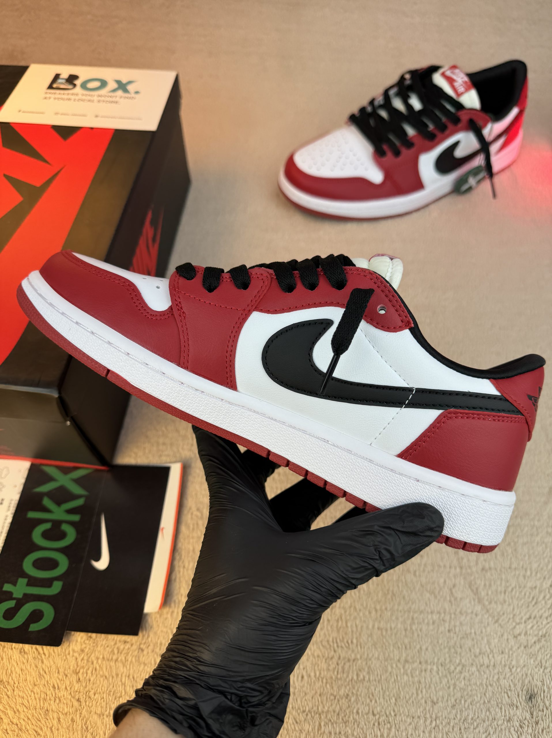 Jordan 1 Retro Low OG Chicago - Image 12