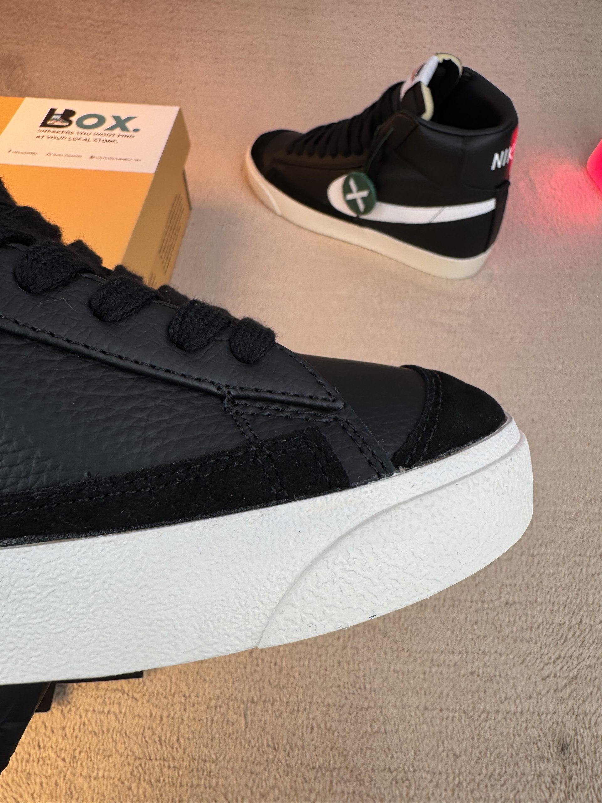 Nike Blazer Mid '77 - Black - Image 6