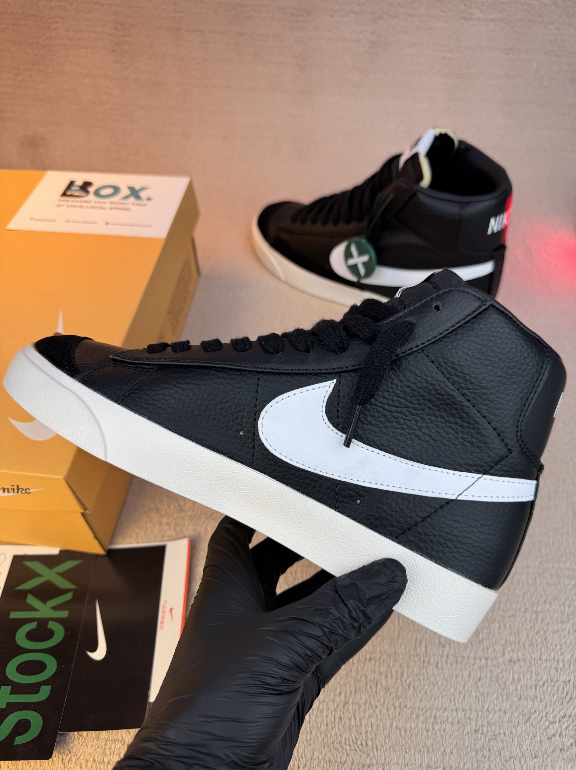 Nike Blazer Mid '77 - Black - Image 11