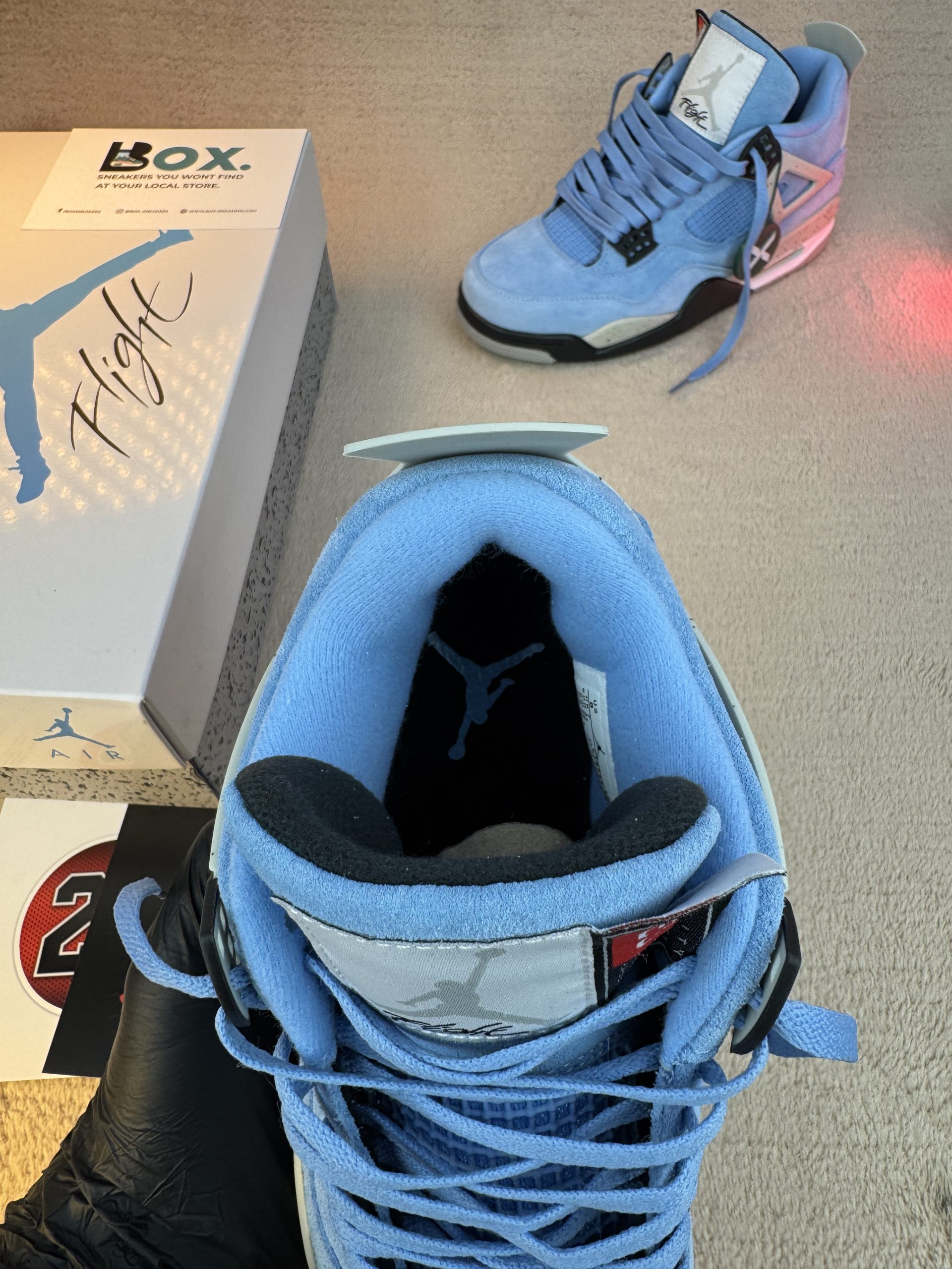 Jordan 4 Retro University Blue - Image 11
