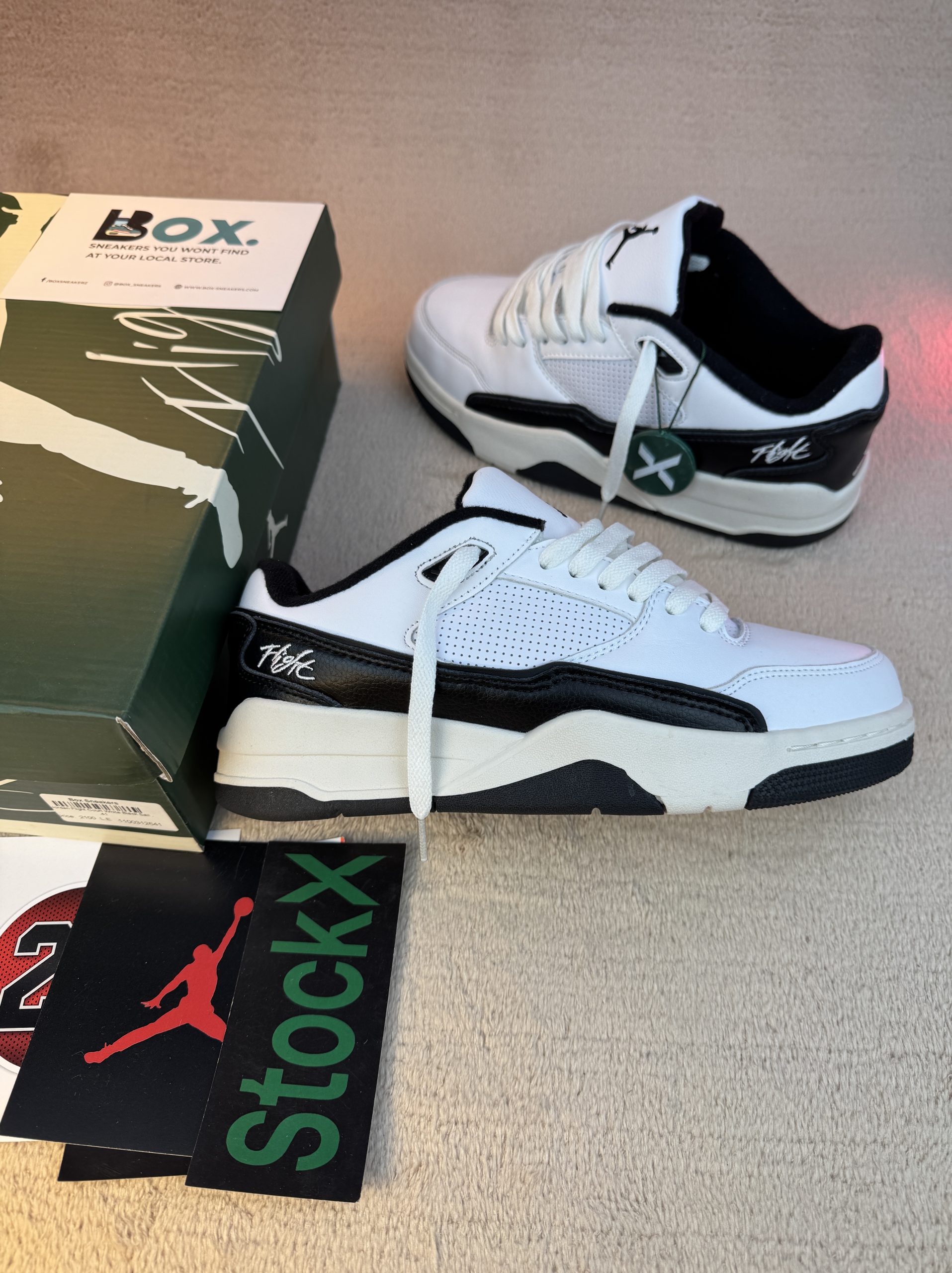 Jordan Flight Court White Black Sail - Image 14