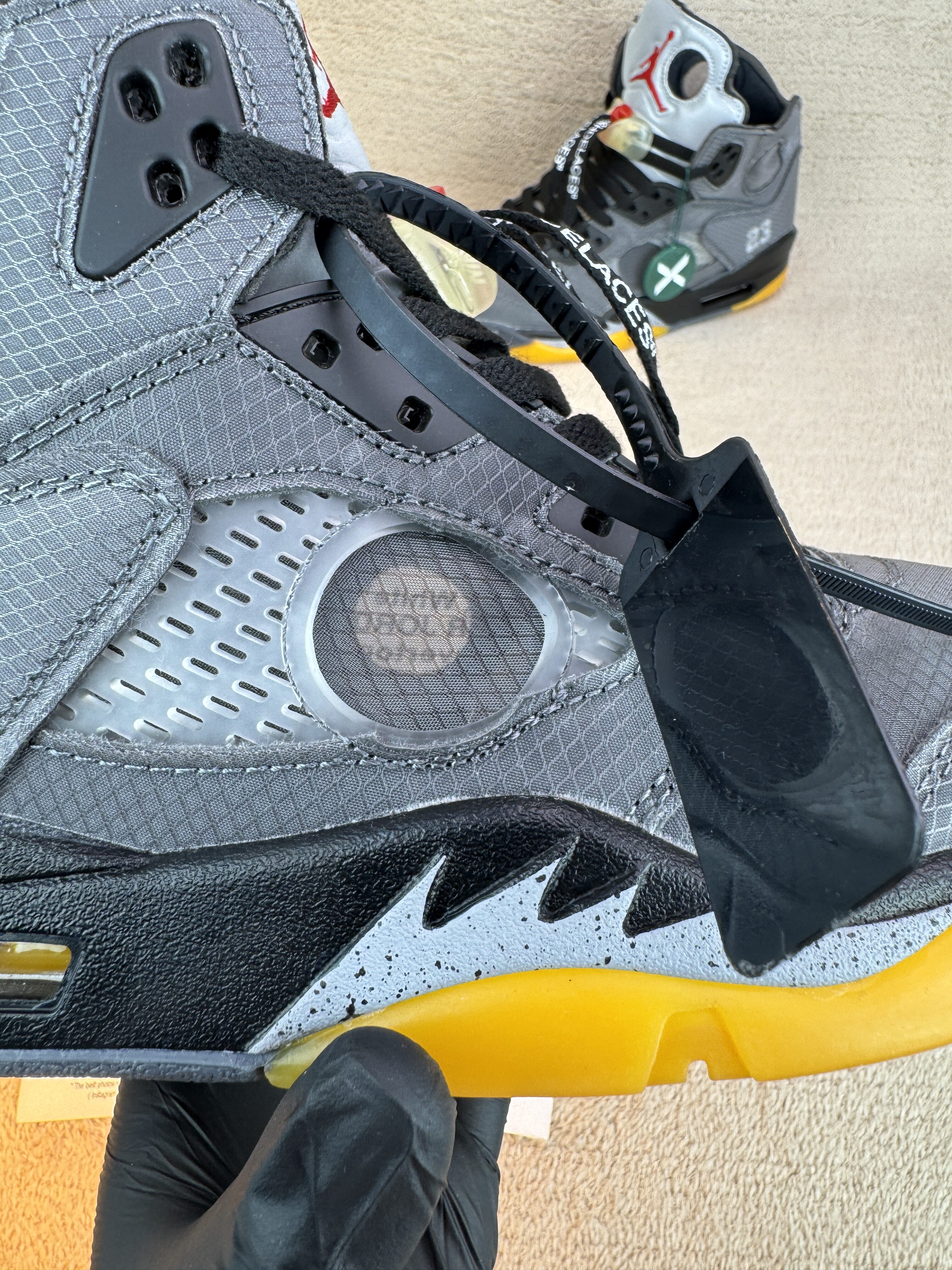 Jordan 5 Retrp SP X Off-White Mid Mulisn - Image 7