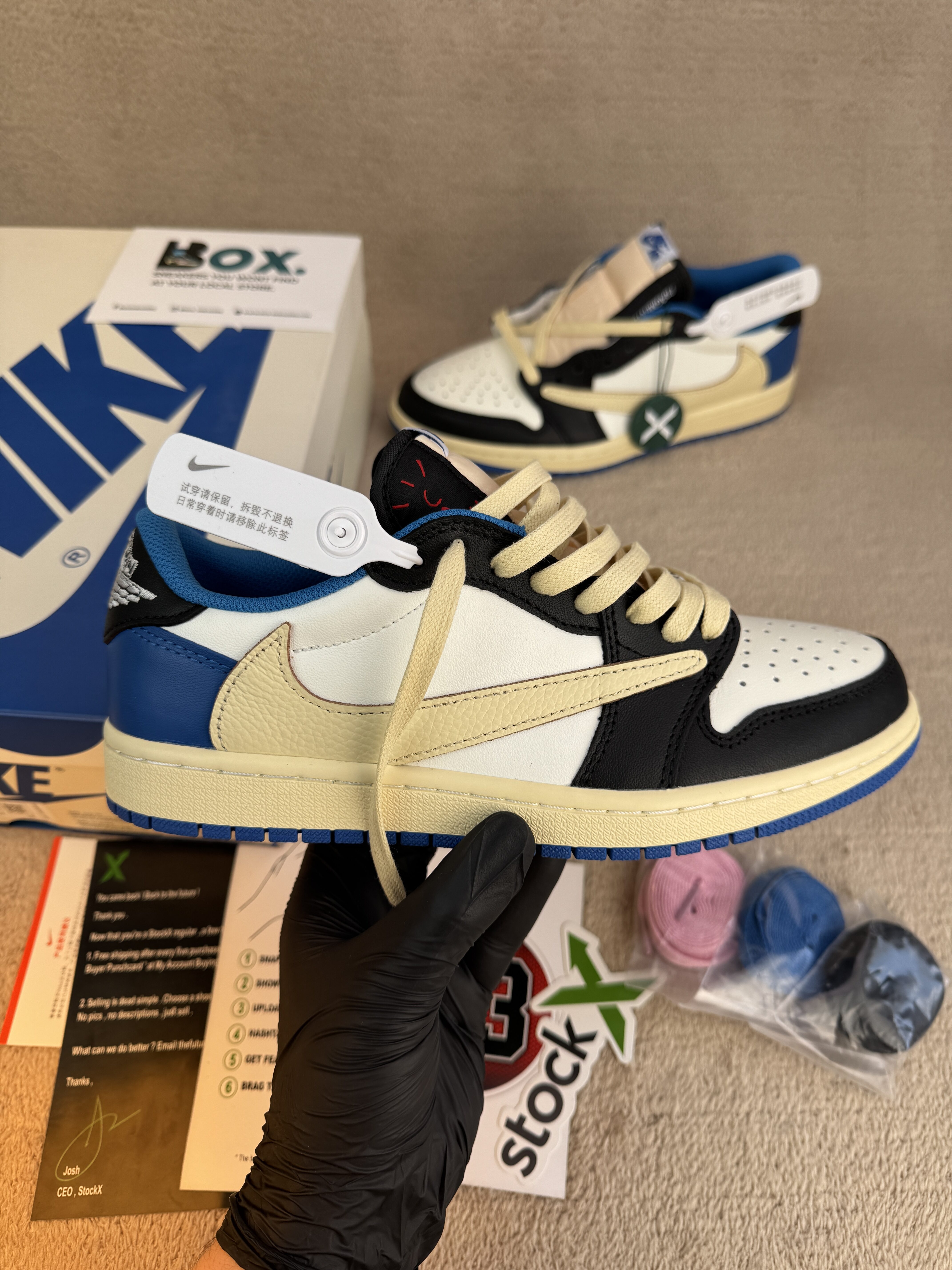 Jordan 1 Retro Low OG SP Fragment x Travis Scott - Image 3