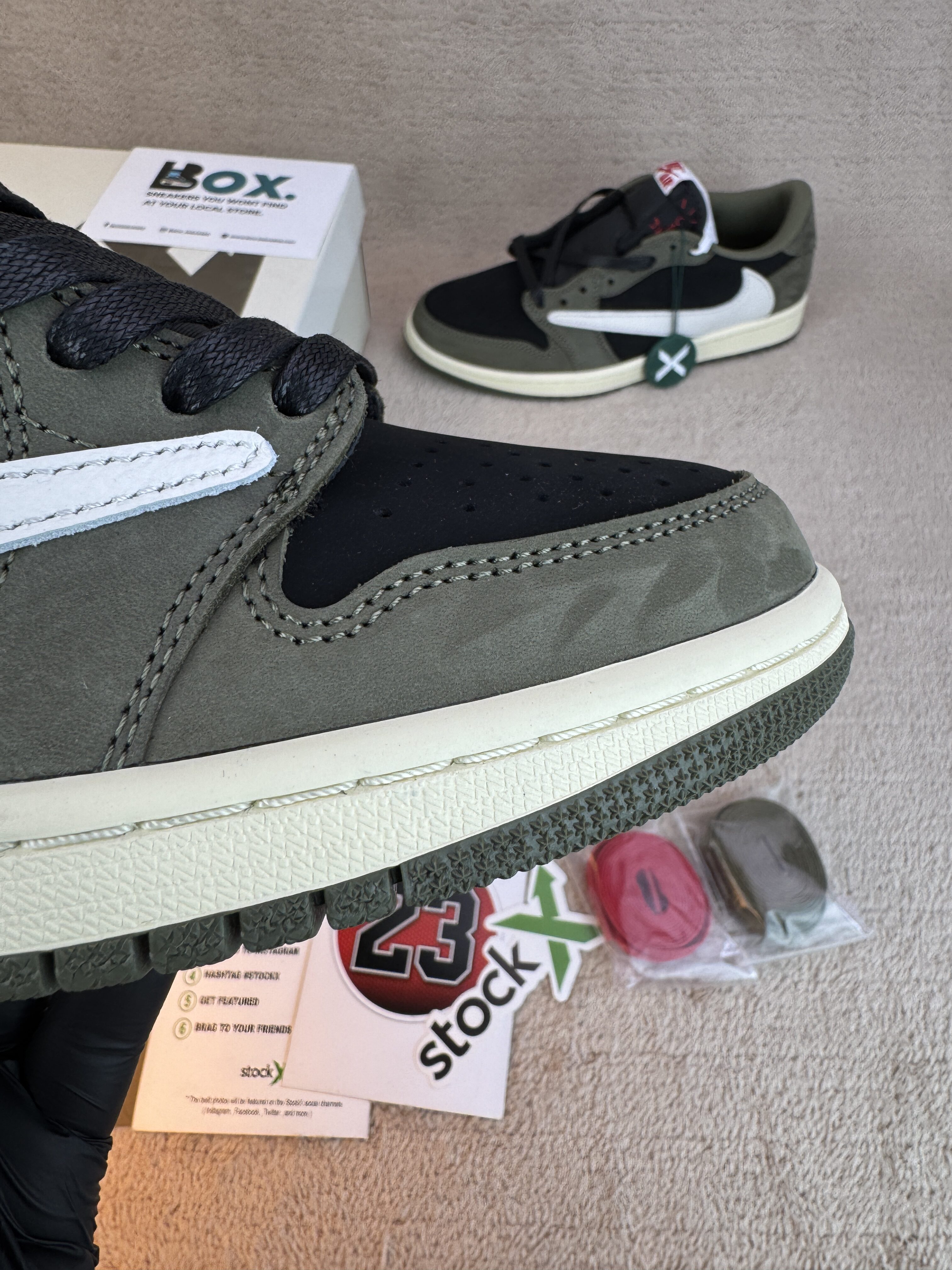 Jordan 1 Retro Low OG SP Travis Scott Black Olive - Image 7