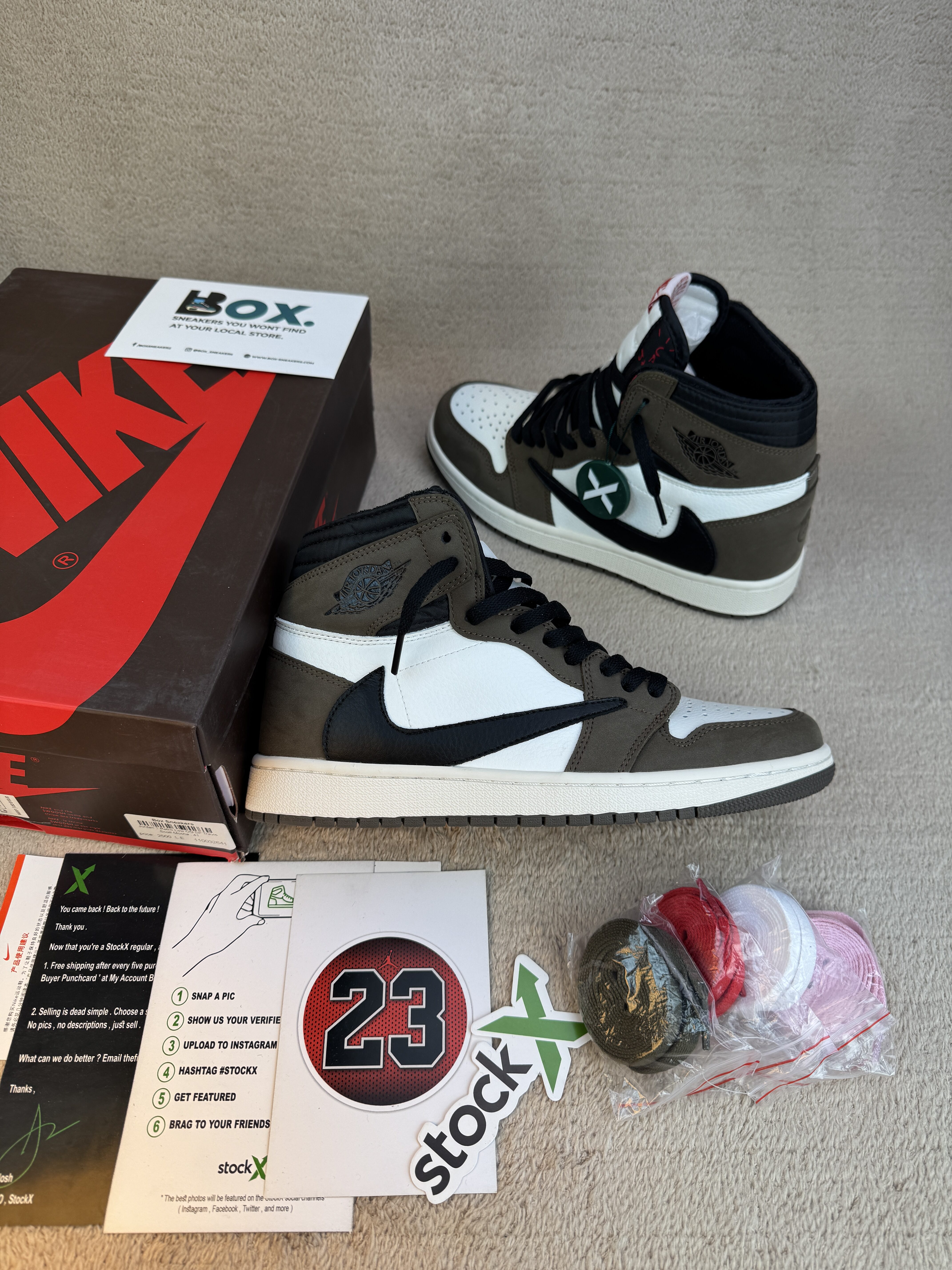 Jordan 1 Retro High OG SP Travis Scott Mocha - Image 2