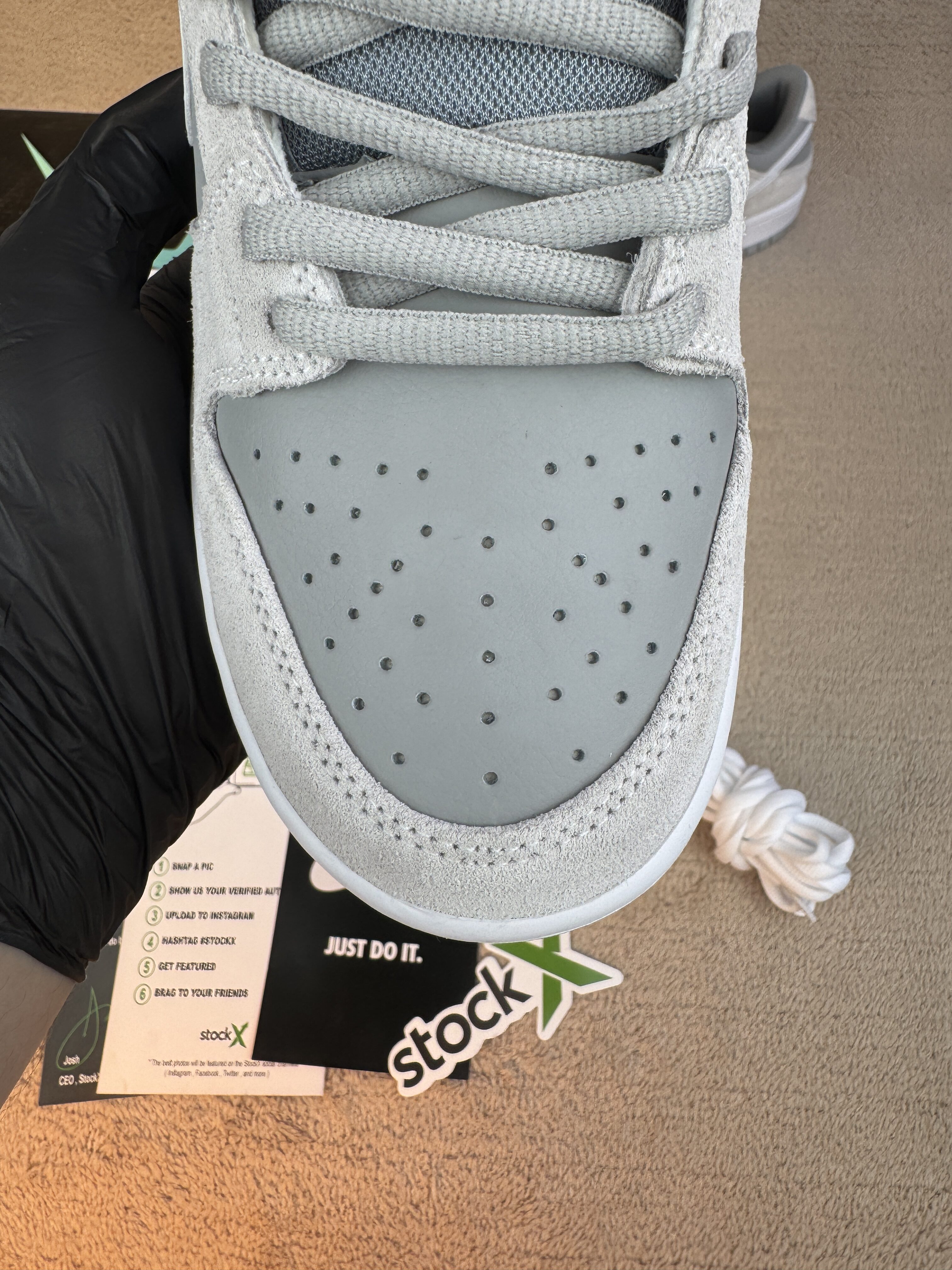 Nike SB Dunk Low Summit White Wolf Grey - Image 7