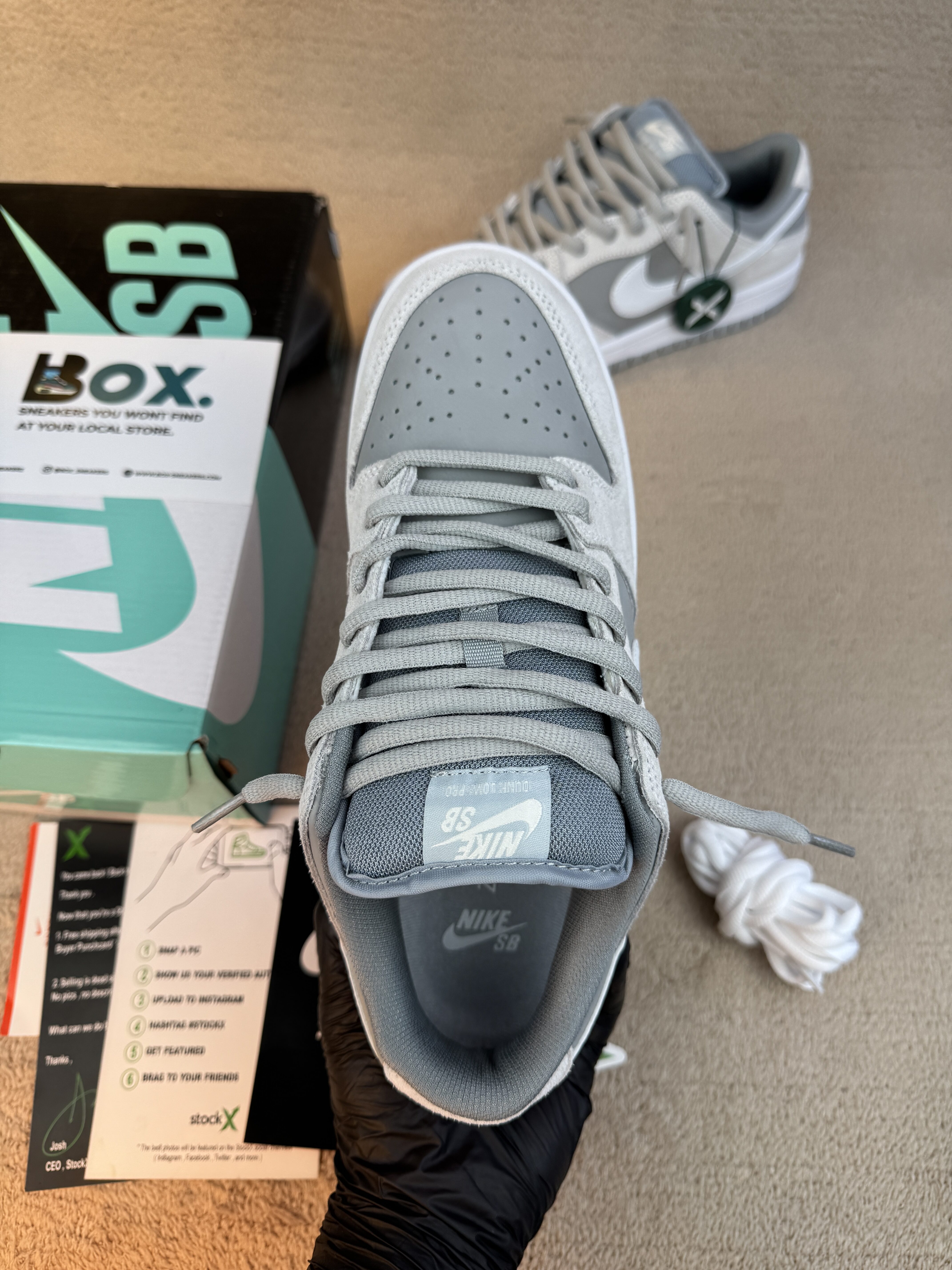 Nike SB Dunk Low Summit White Wolf Grey - Image 10