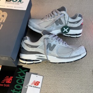 New Balance 2002R Light Dark Grey