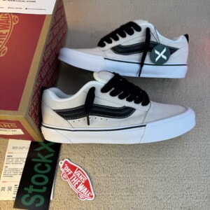 Vans Knu-Skool 'Suede - White Black'