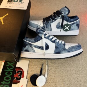 Jordan 1 Low Washed Denim