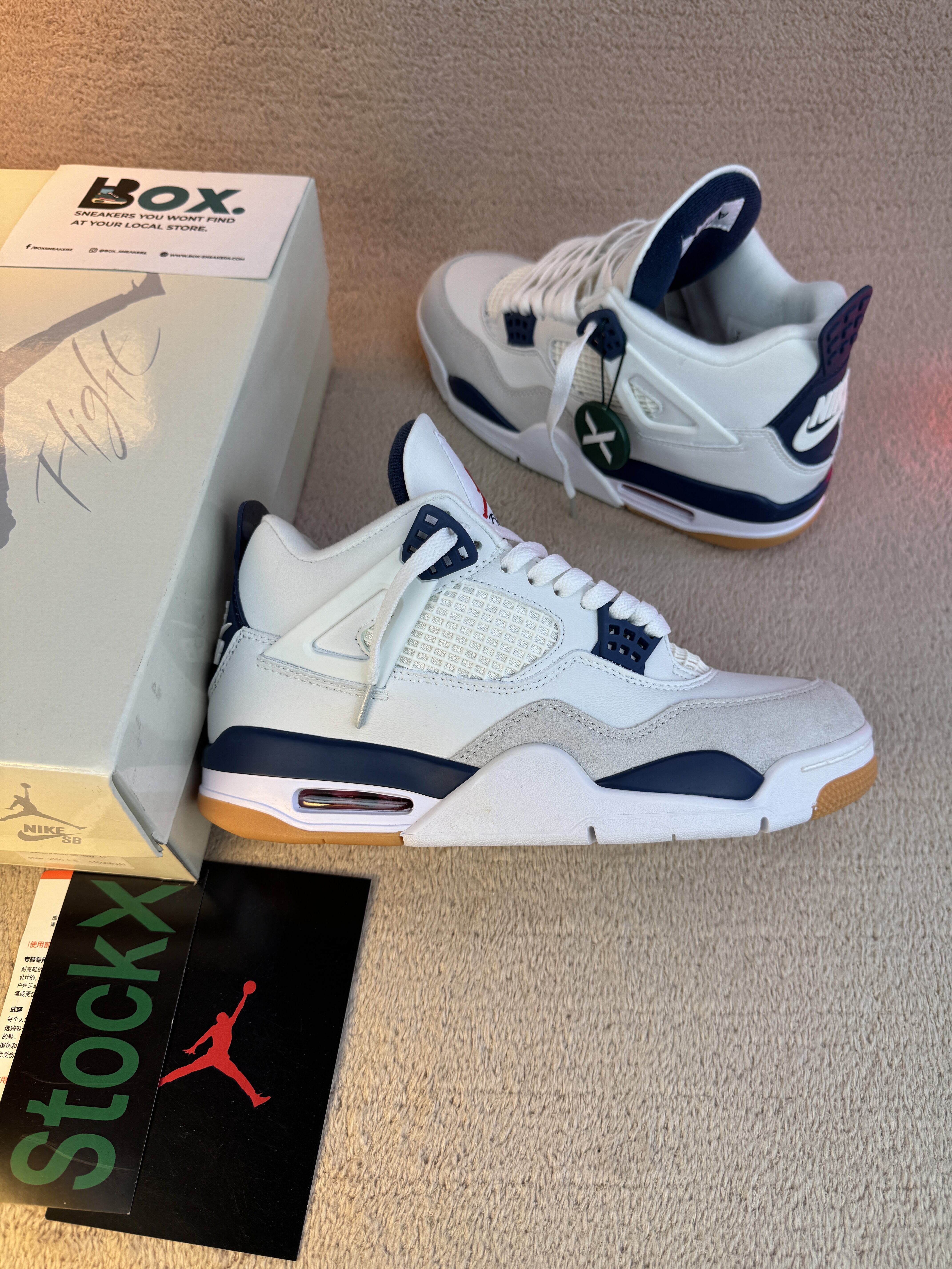 Jordan 4 Retro SB Navy - Image 2