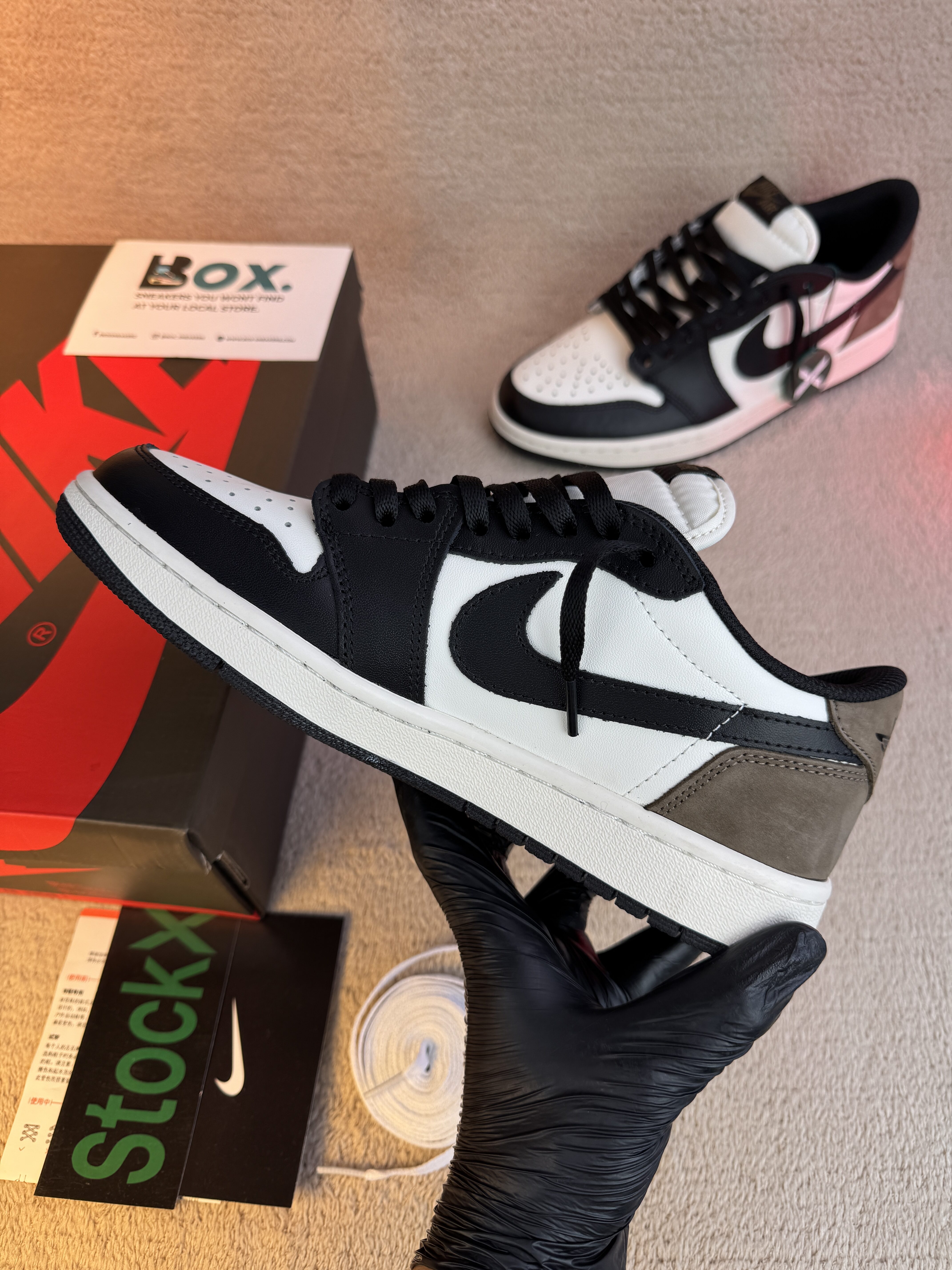 Jordan 1 Retro Low OG Mocha - Image 11