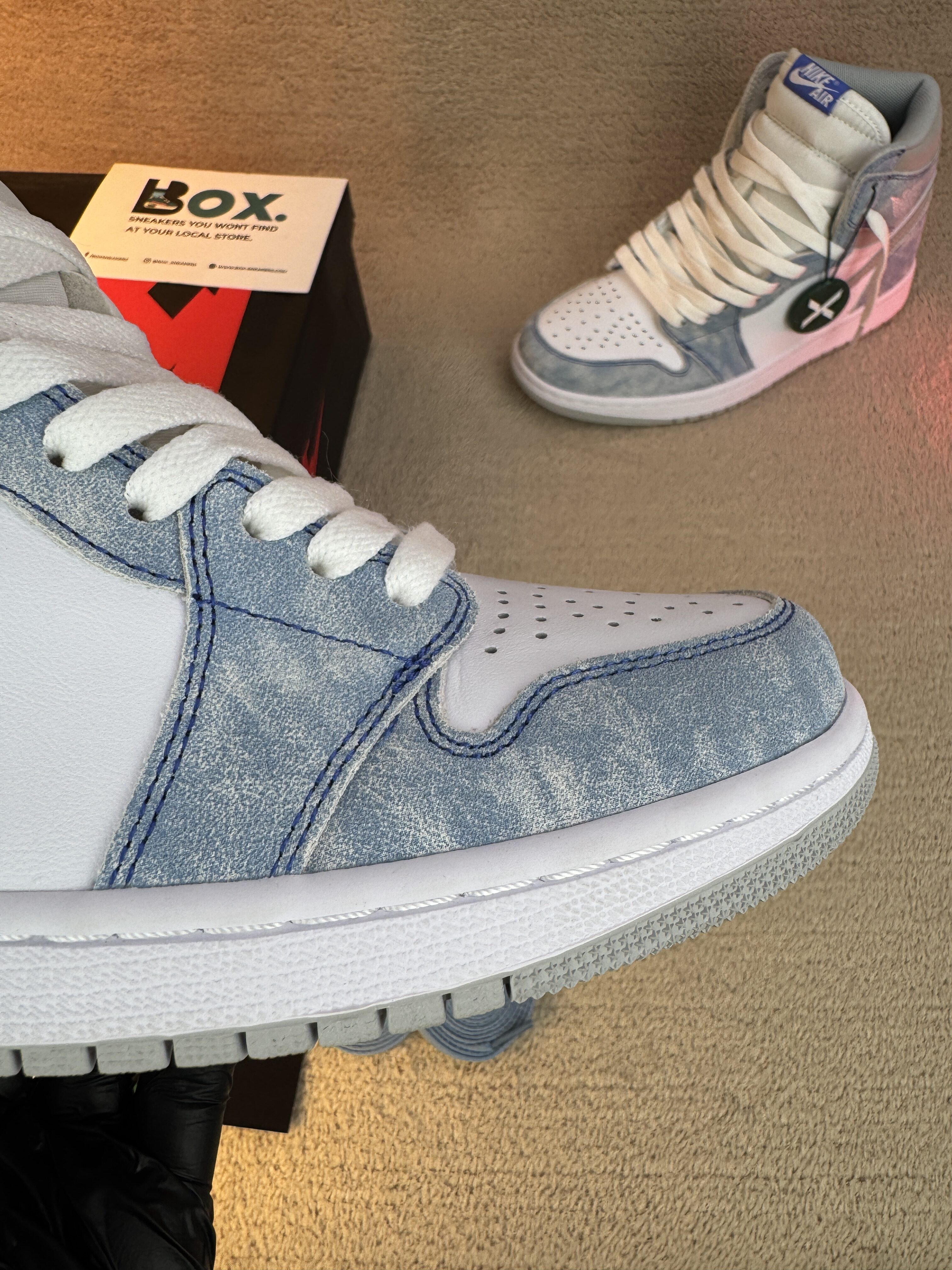 Jordan 1 Retro High Hyper Royal Smoke Grey - Image 6
