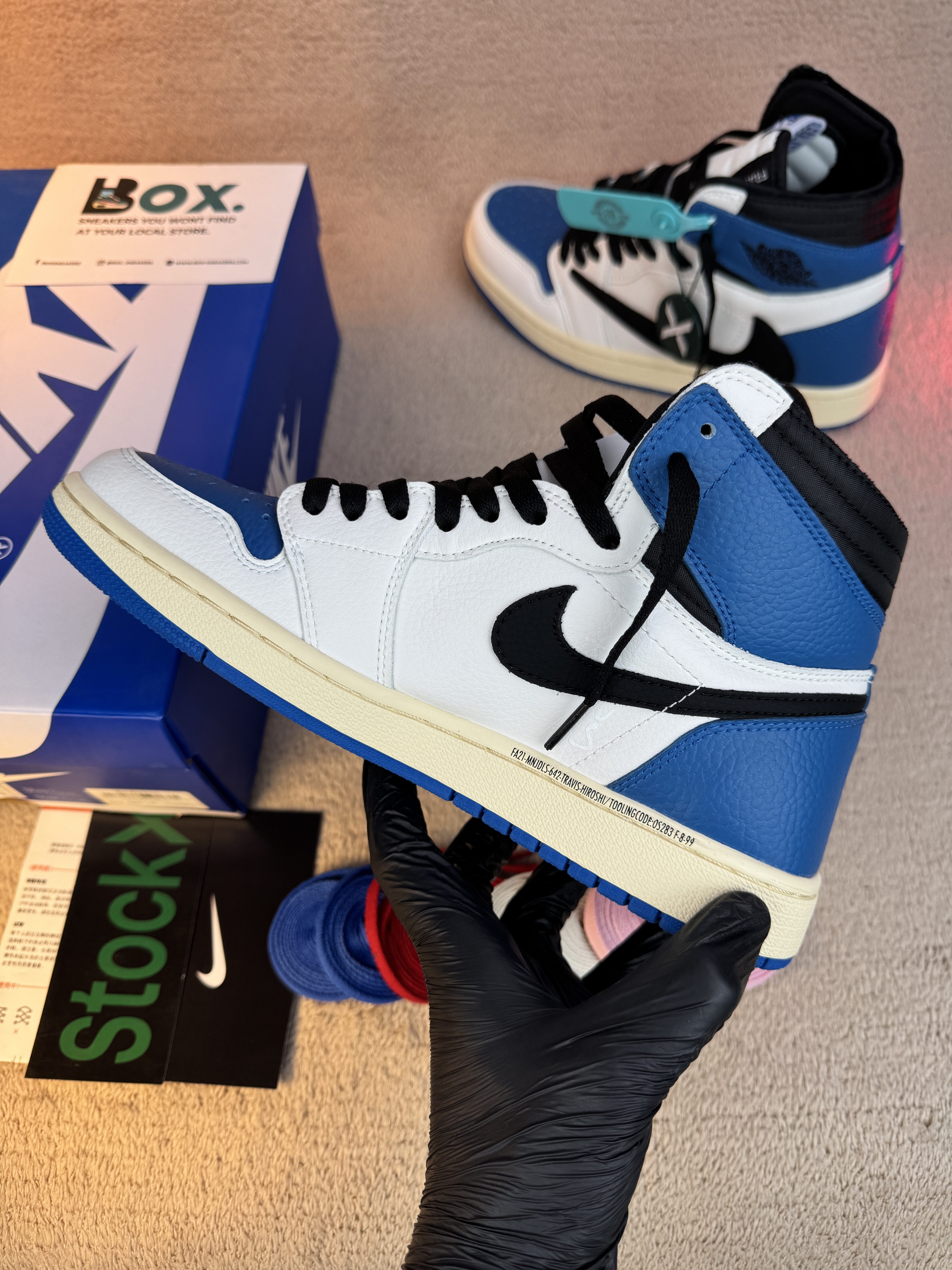 Jordan 1 Retro High OG SP Fragment x Travis Scott - Image 11