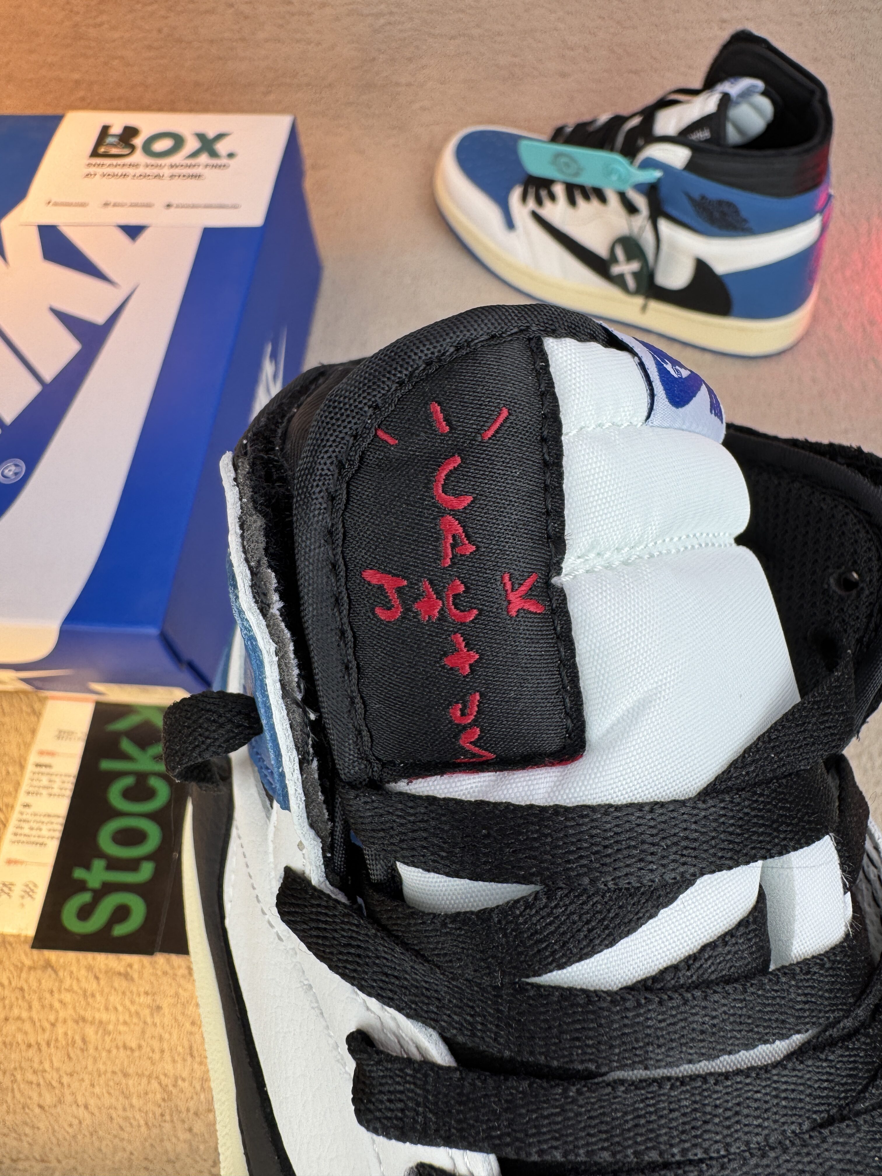 Jordan 1 Retro High OG SP Fragment x Travis Scott - Image 13