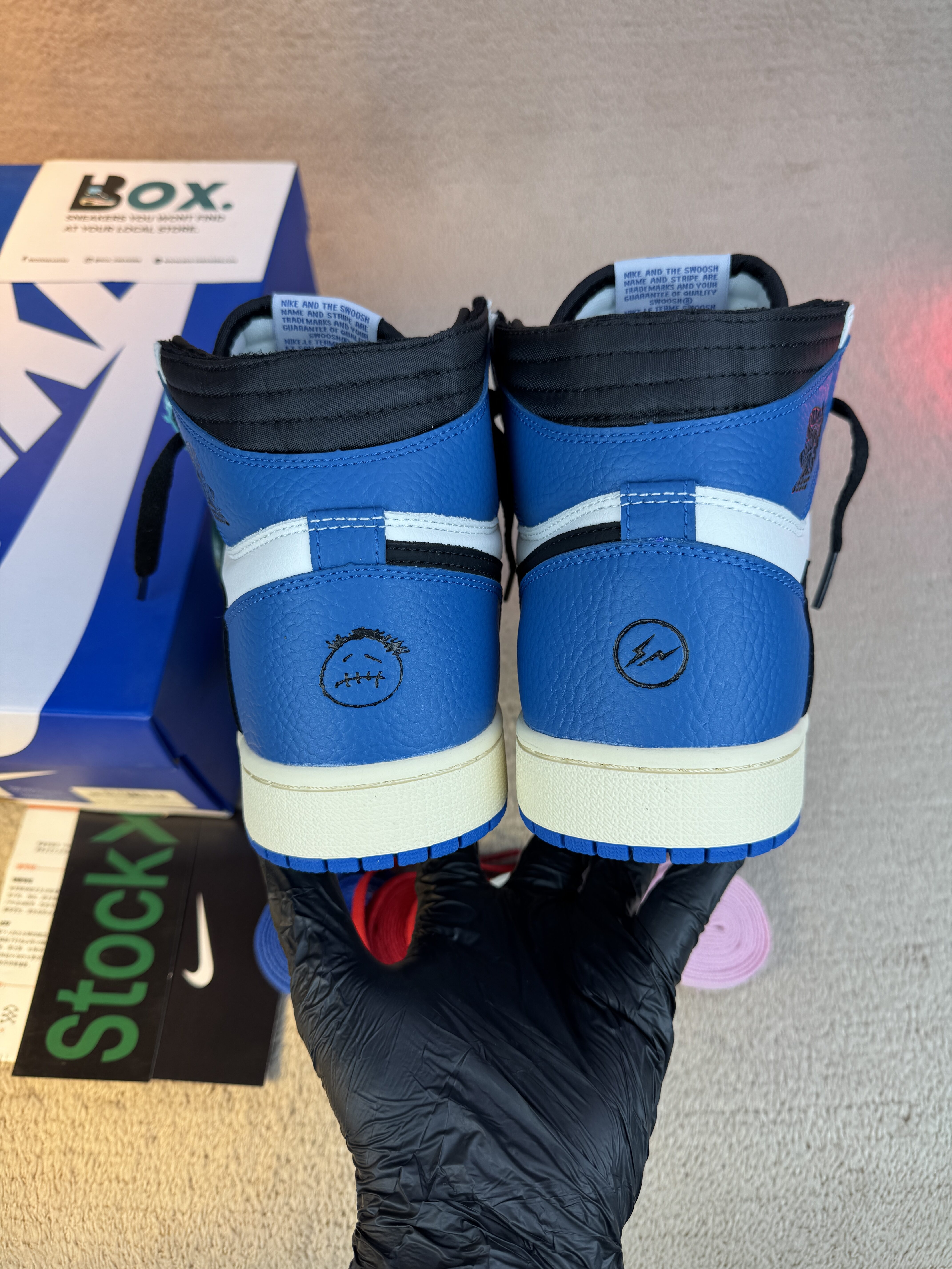Jordan 1 Retro High OG SP Fragment x Travis Scott - Image 14