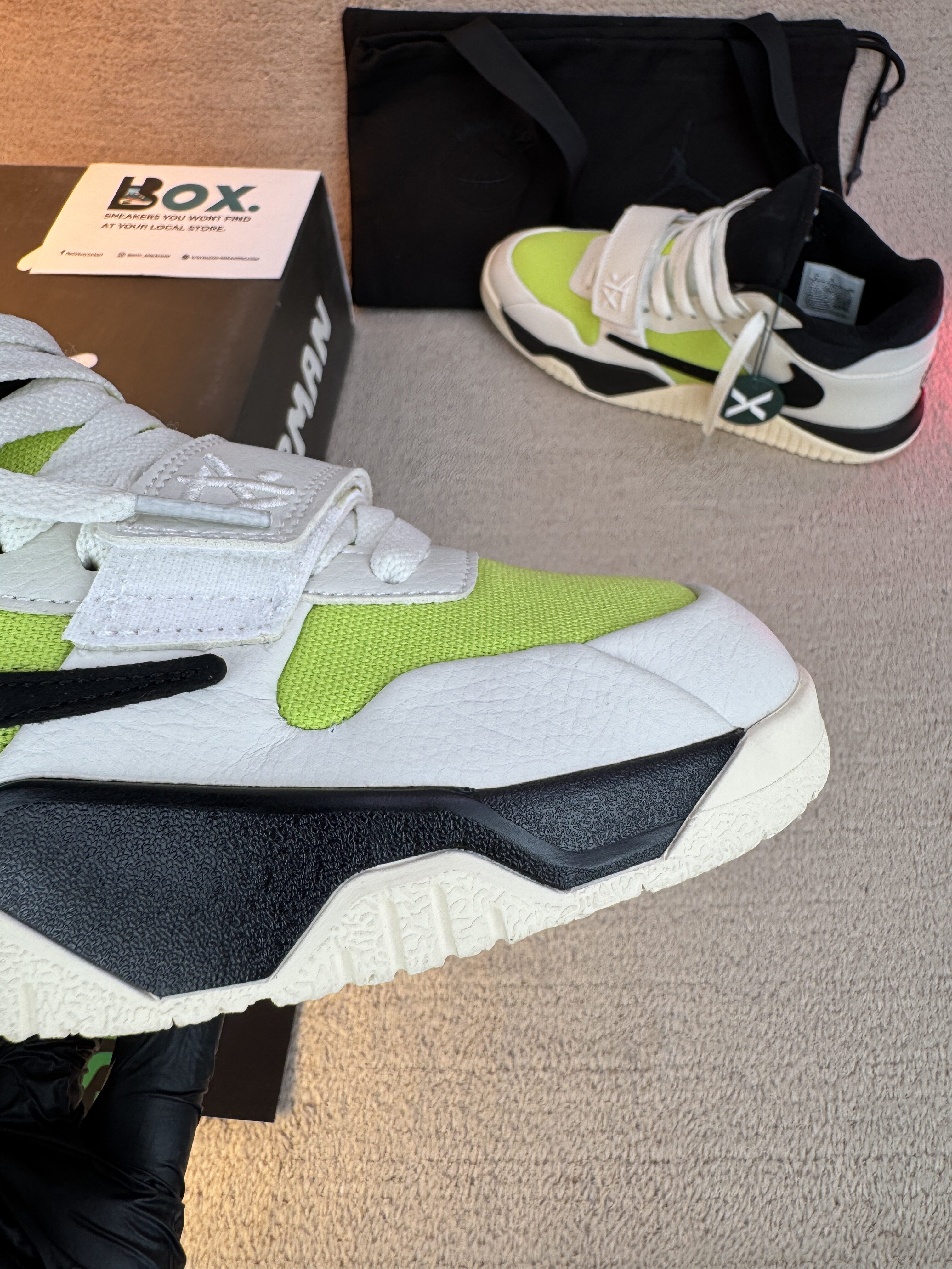 Jordan Jumpman Jack TR Travis Scott Bright Cactus - Image 6