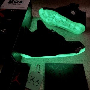 Jordan 4 RetroKaws Black